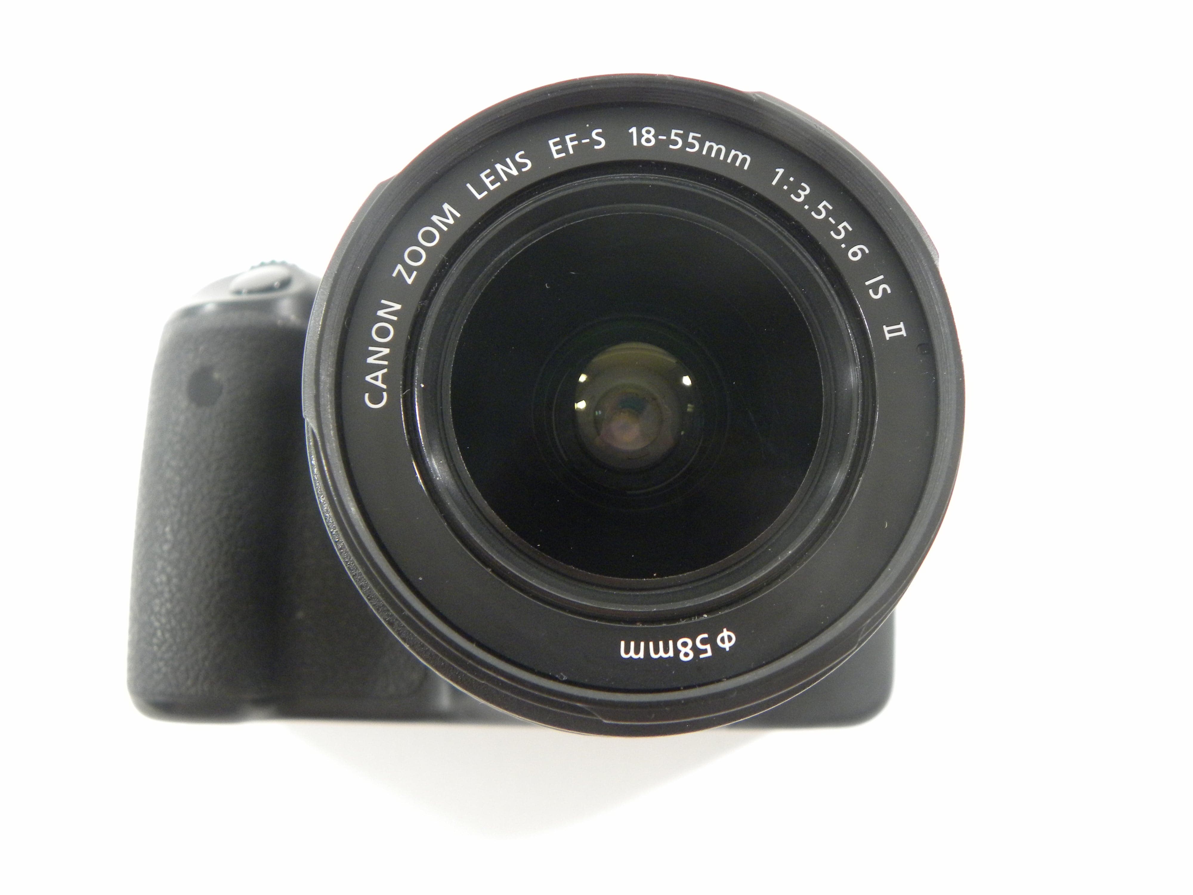 Canon EOS Rebel T2i 18mp Digital SLR w/EF-S 18-55 IS II  shutter ct. 12,253