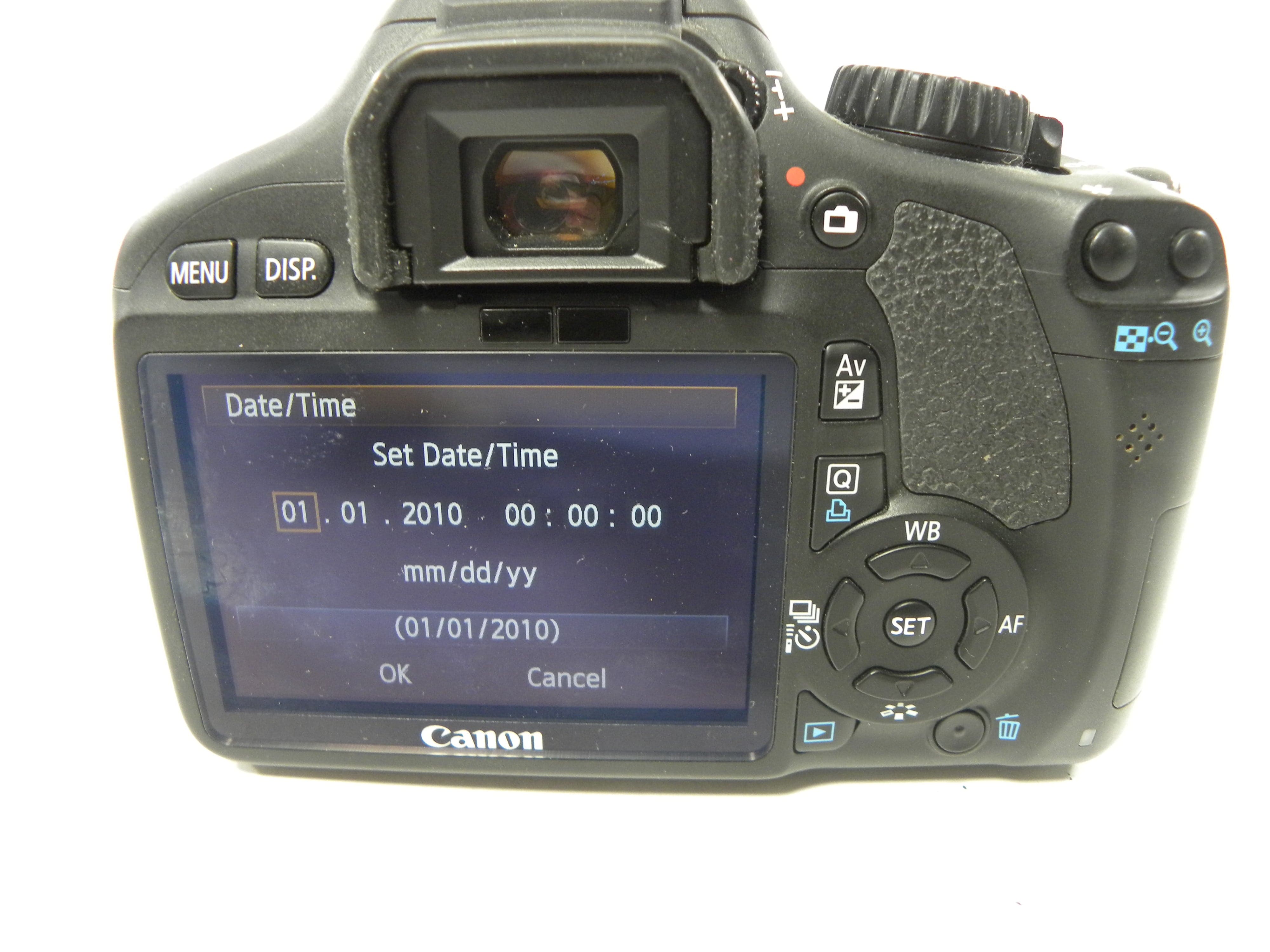 Canon EOS Rebel T2i 18mp Digital SLR w/EF-S 18-55 IS II shutter ct. 2,927