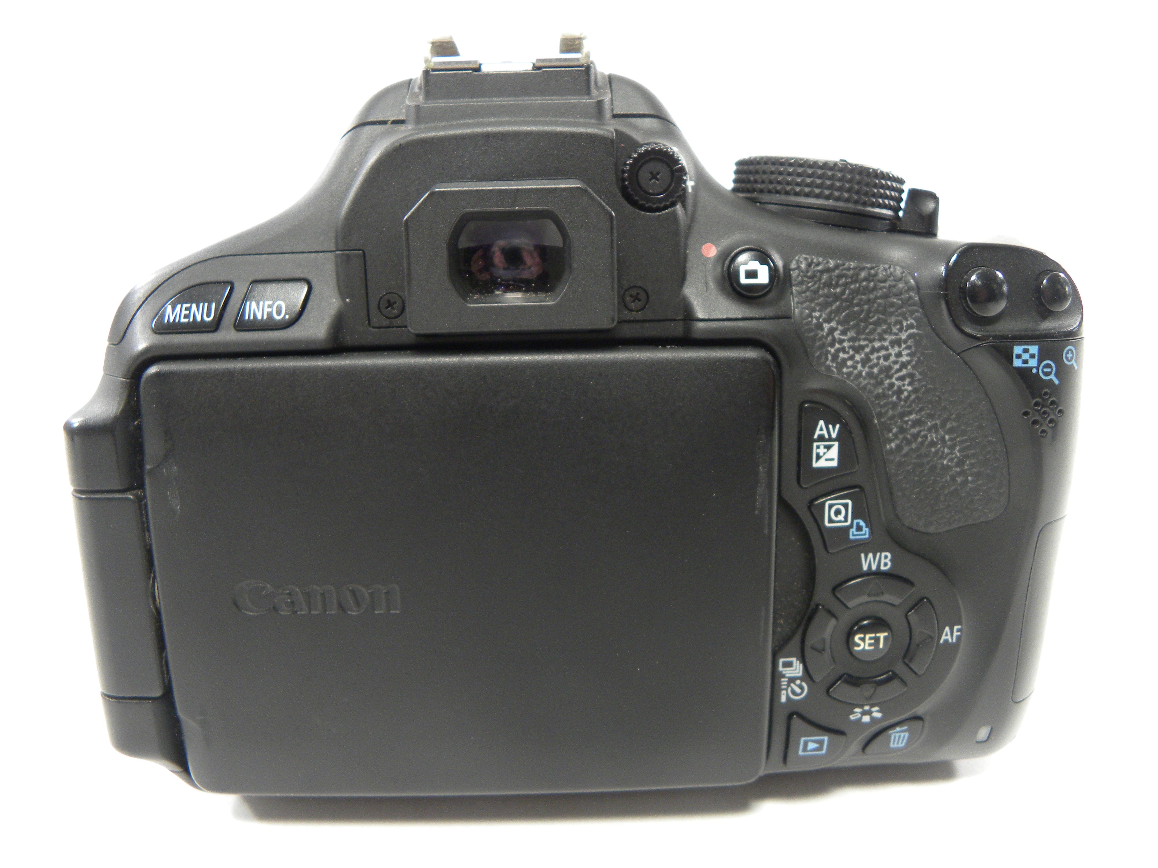 Canon EOS Rebel T3i 18mp Digital SLR w/EF-S 18-55 IS II Shutter Ct. 15,104