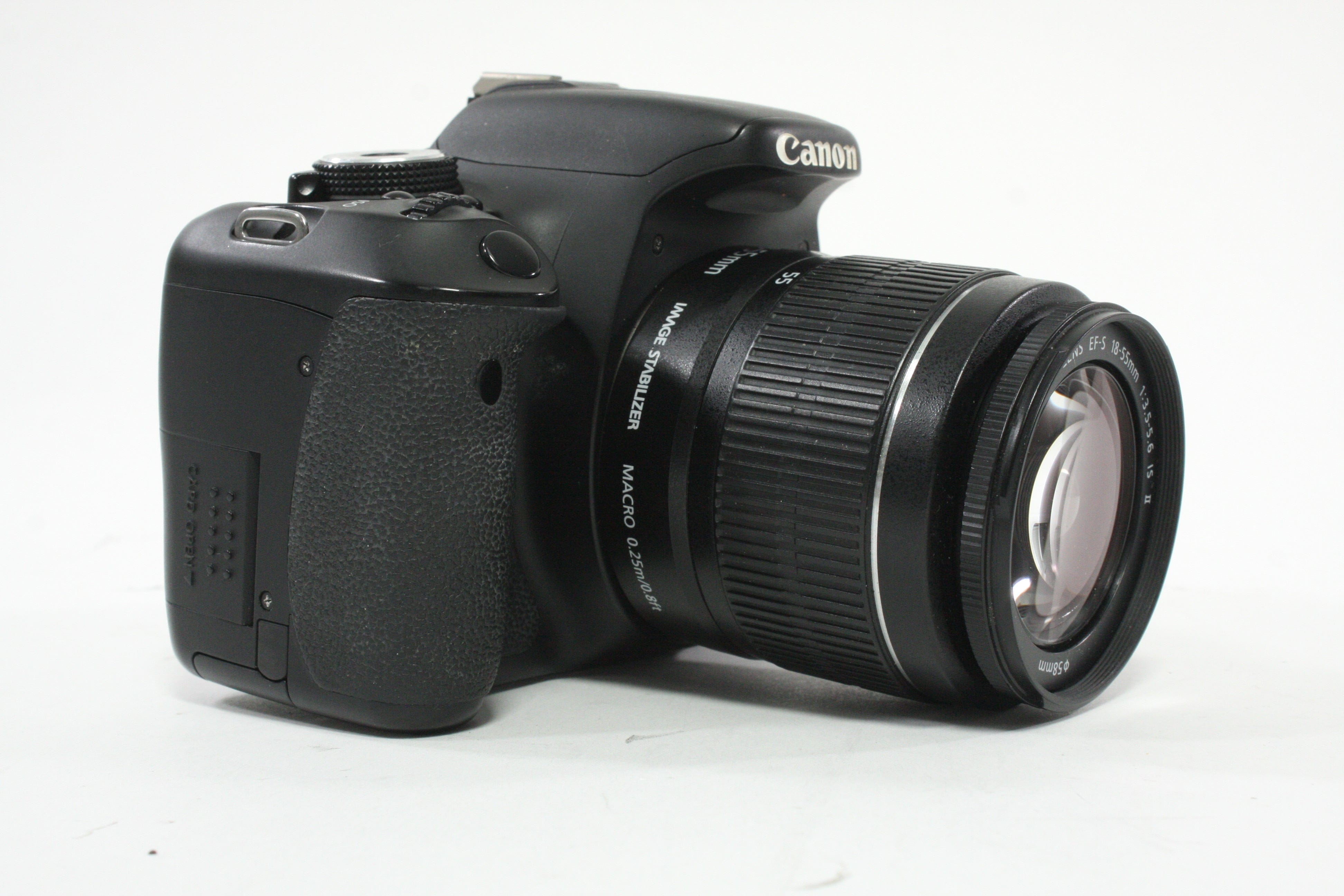 Canon  EOS Rebel T3i DSLR Camera with 18-55mm f/3.5-5.6 IS II EF Lens with a Shutter Count of 35,026