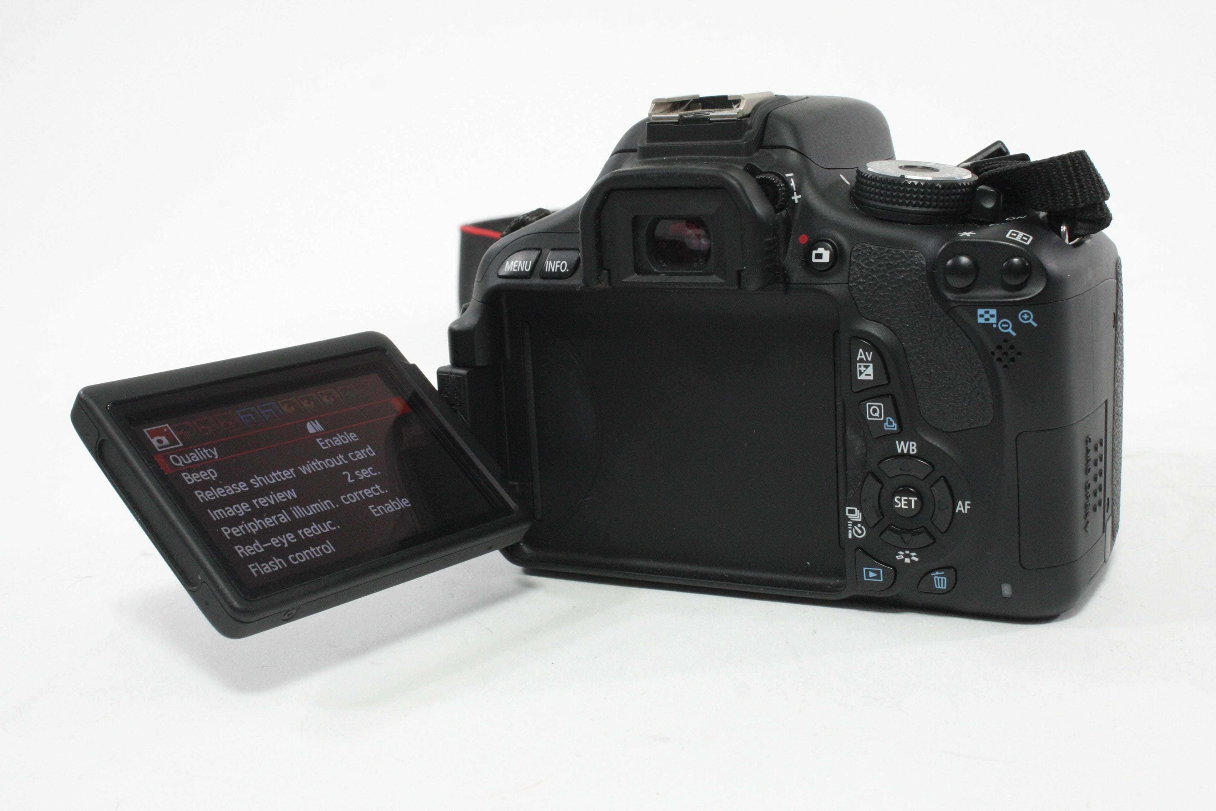 Canon EOS Rebel T3i DSLR with 18-55mm f/3.5-5.6 IS II Lens with Shutter Count 14,577