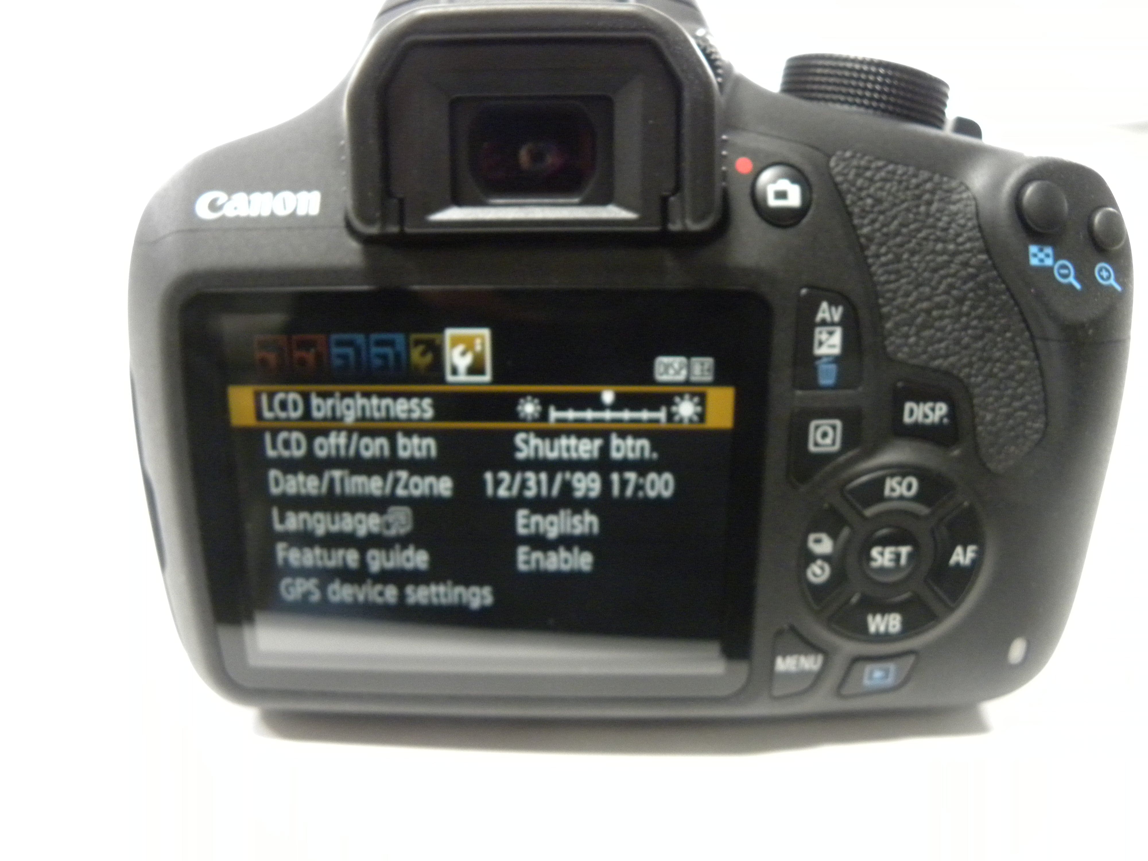 Canon EOS Rebel T5 18mp Digital SLR w/EF-S 18-55 IS II Shutter Ct. 131