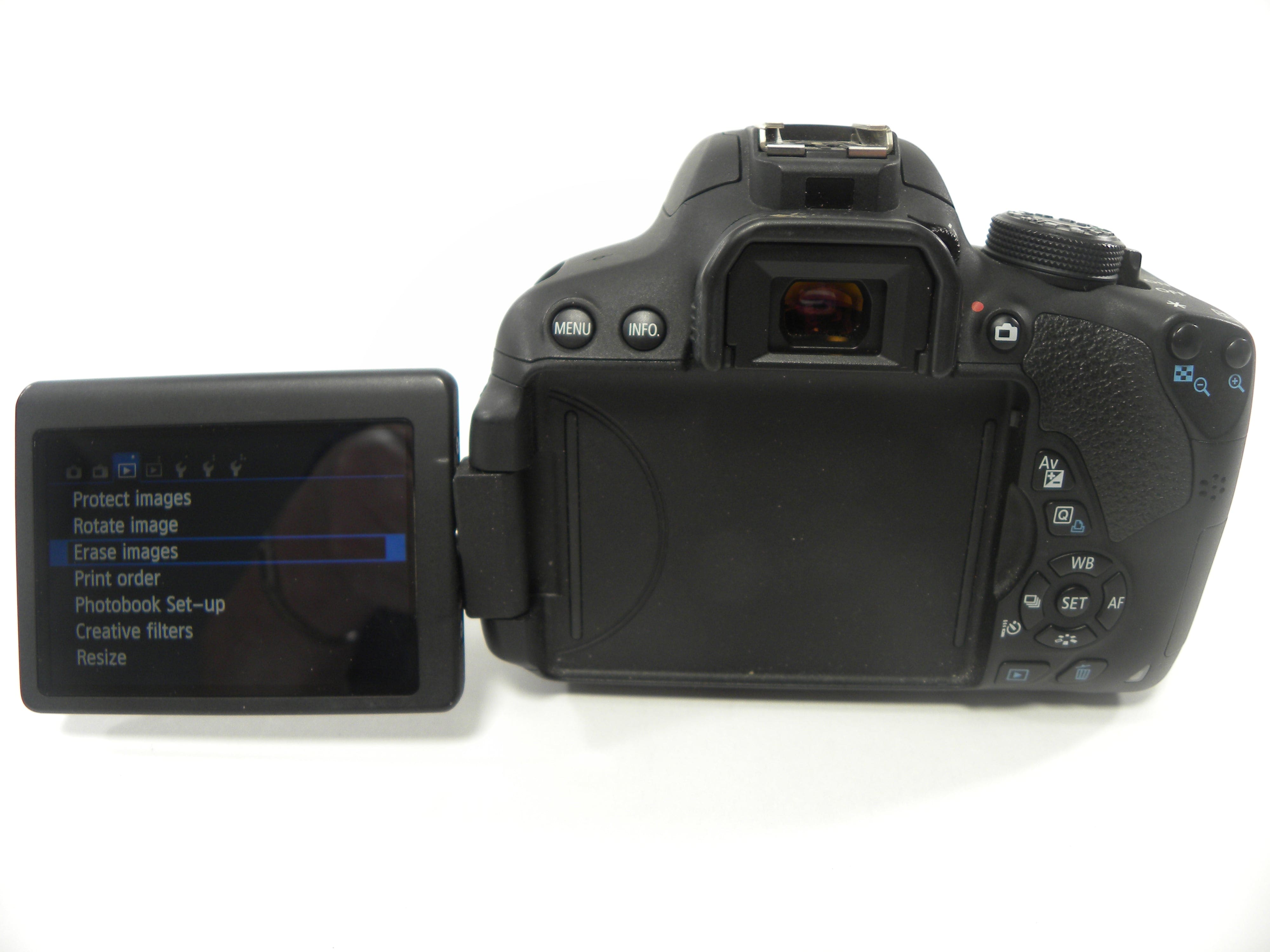 Canon EOS Rebel T5i 18.0mp Digital SLR w/EF-S 18-55 IS II Shutter Ct. 8677