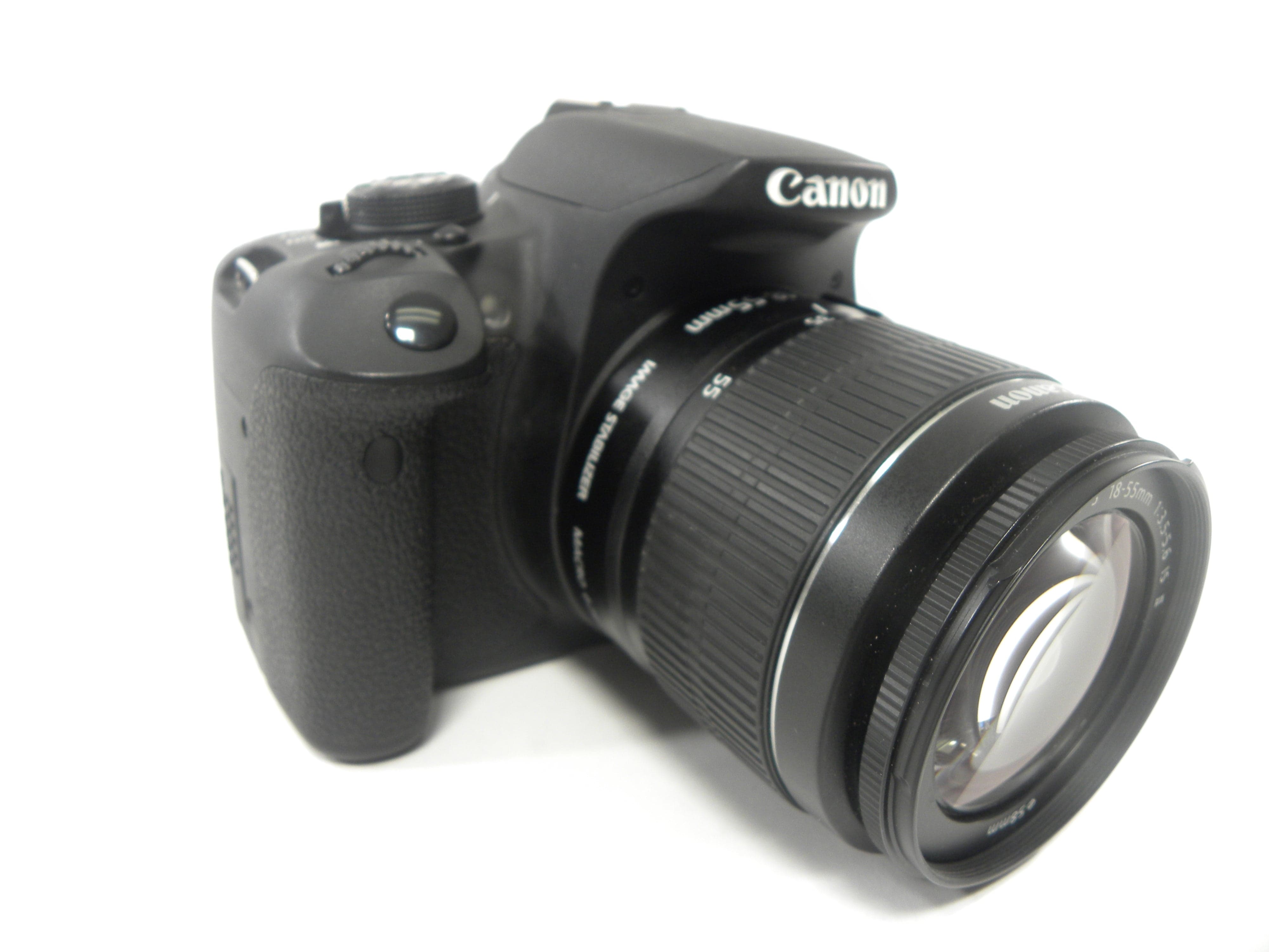 Canon EOS Rebel T5i 18.0mp Digital SLR w/EF-S 18-55 IS II Shutter Ct. 8677