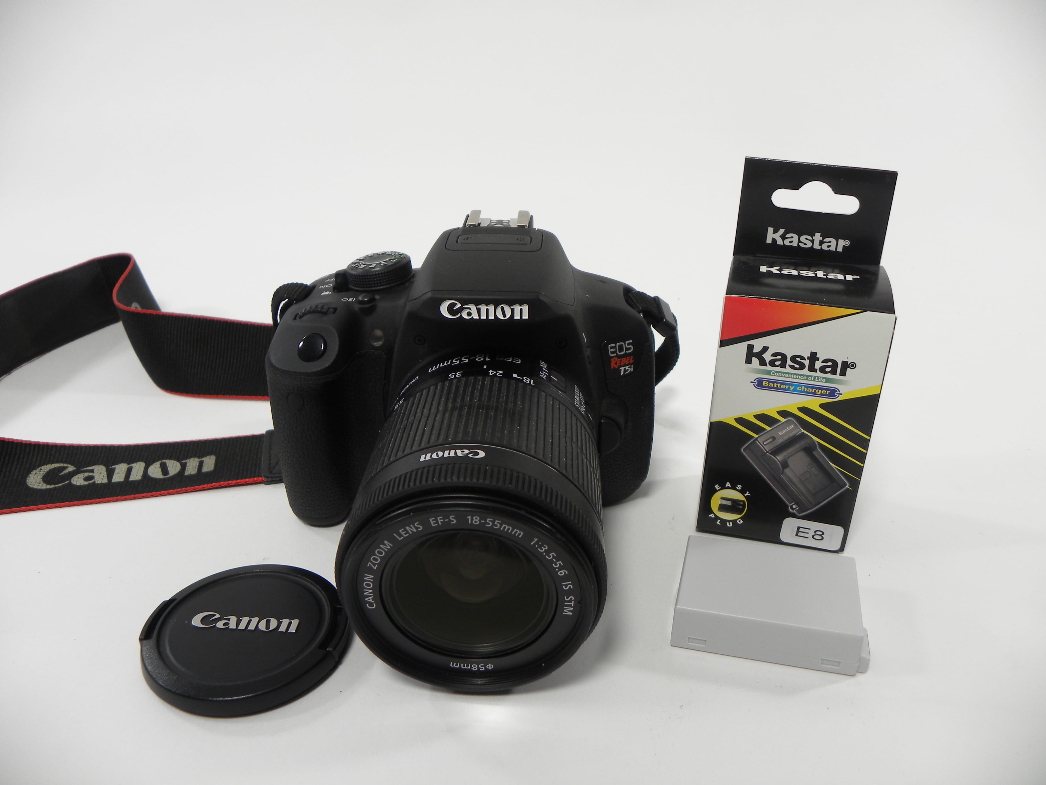 Canon EOS Rebel T5i 18.0mp Digital SLR w/EF-S 18-55 IS STM Shutter Ct. 395