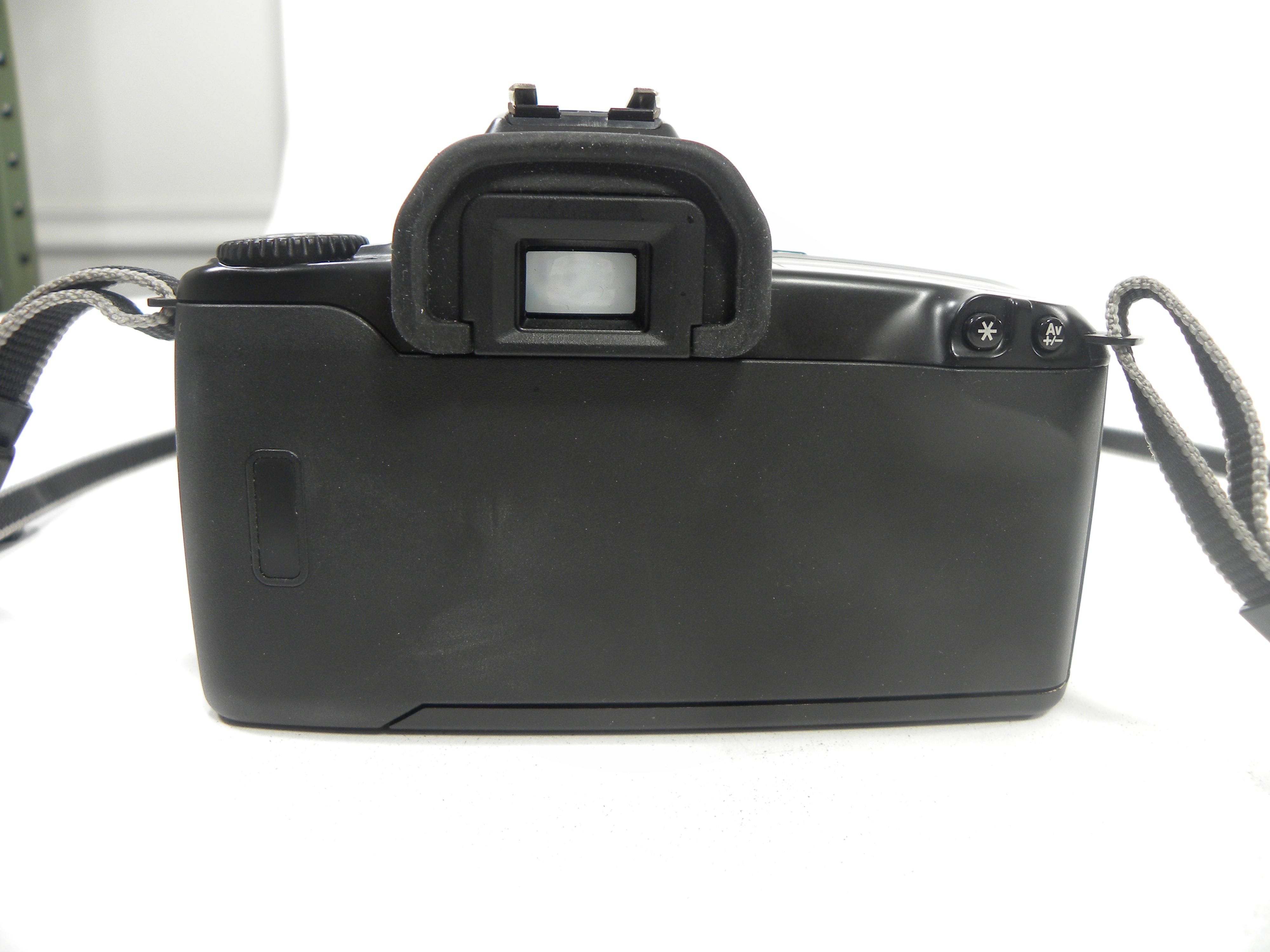 Canon EOS Rebel X 35mm SLR w/EF 35-80mm f4-5.6 III