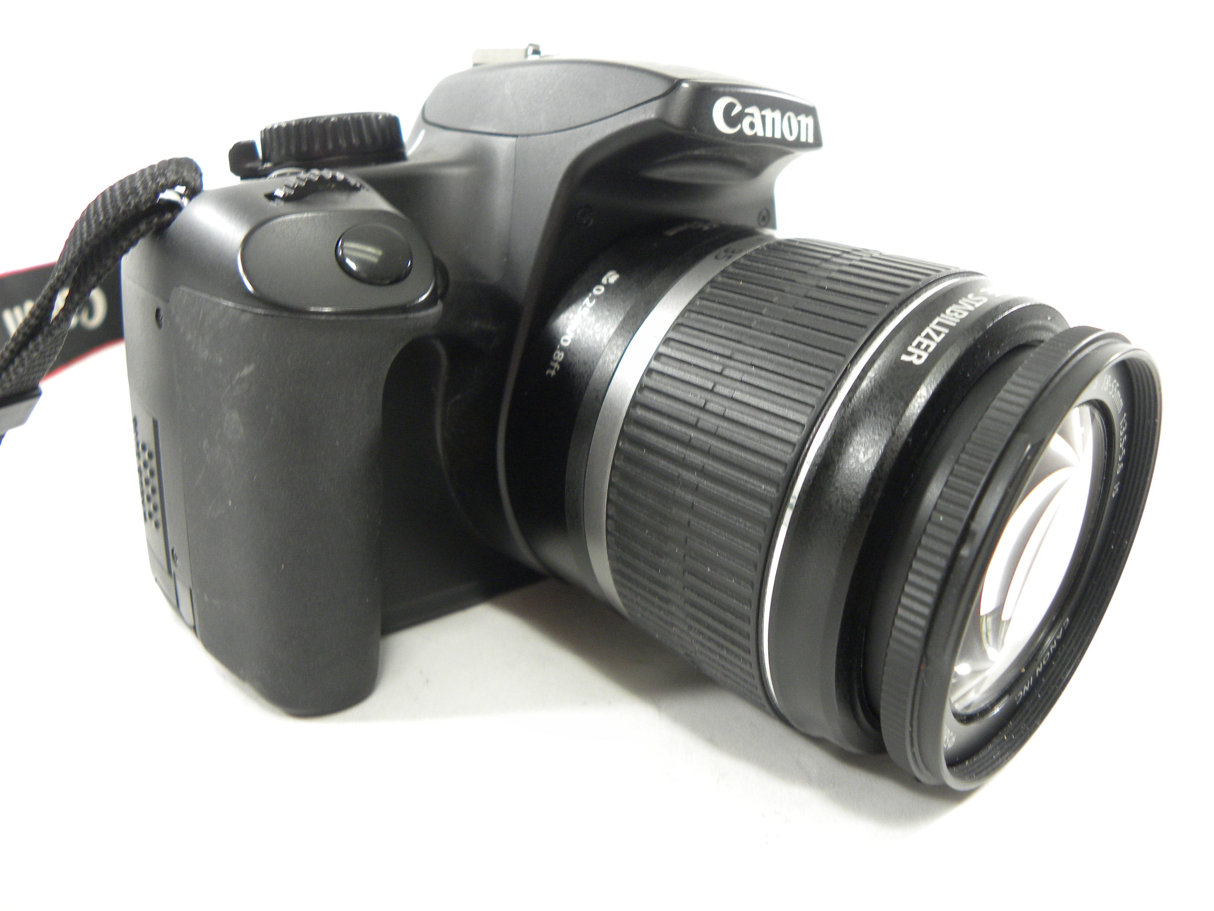 Canon EOS Rebel XS 10.1mp Digital SLR w/EF-S 18-55mm Shutter Ct. 14,075
