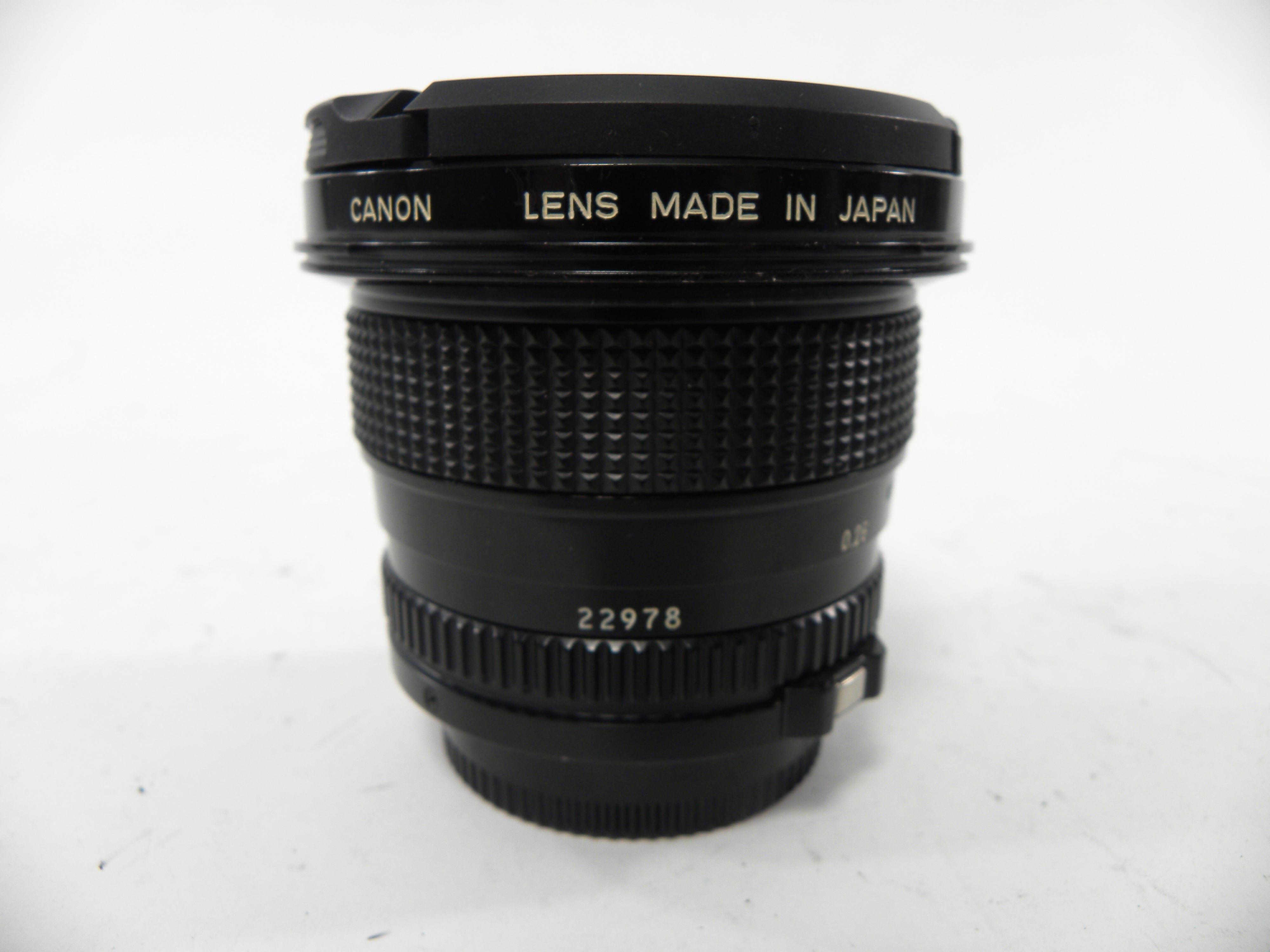 Canon FD 17mm f4  lens (Parts or Repair) AS IS