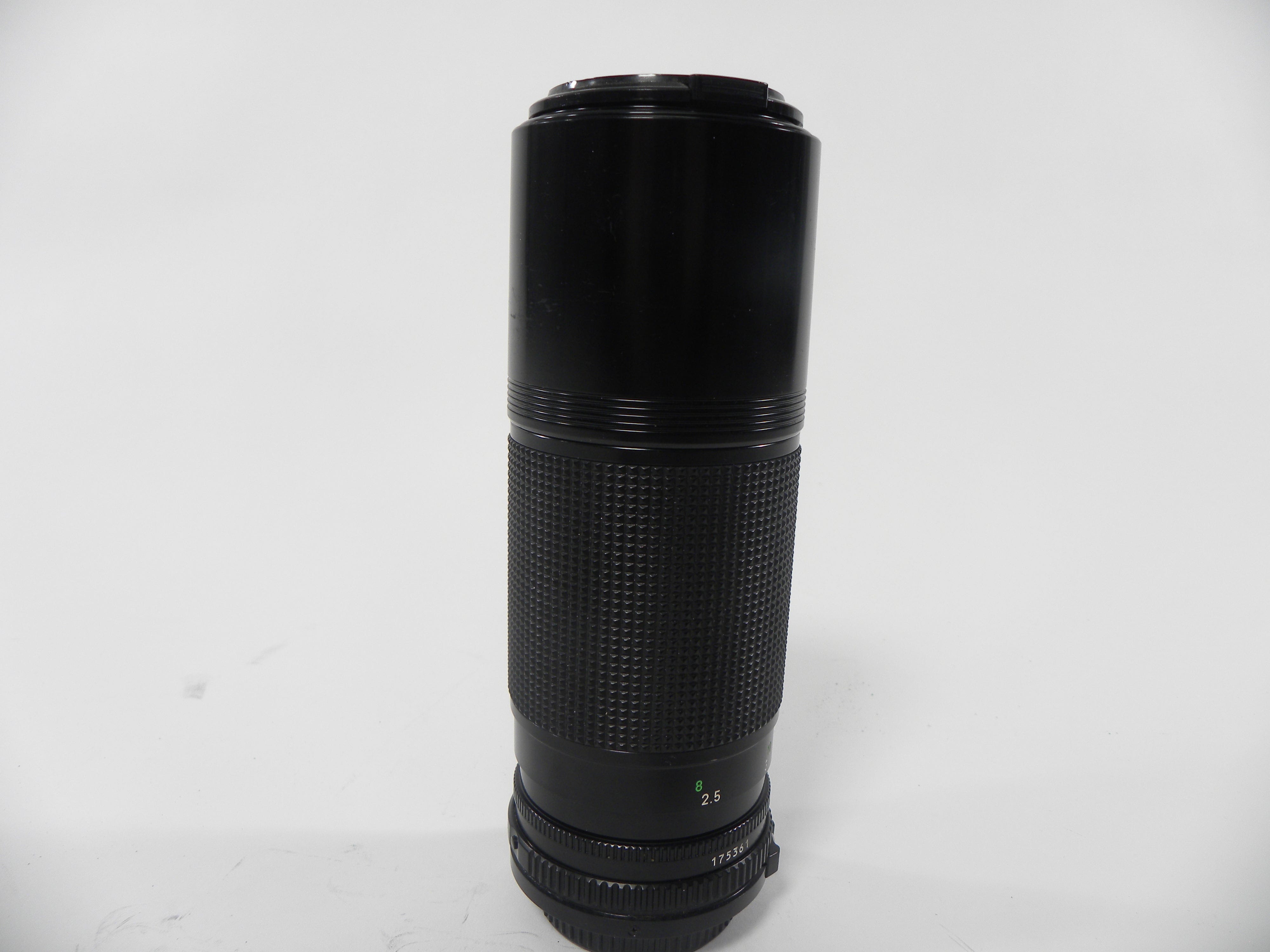 Canon FD Zoom 100-200mm f5.6 Lens