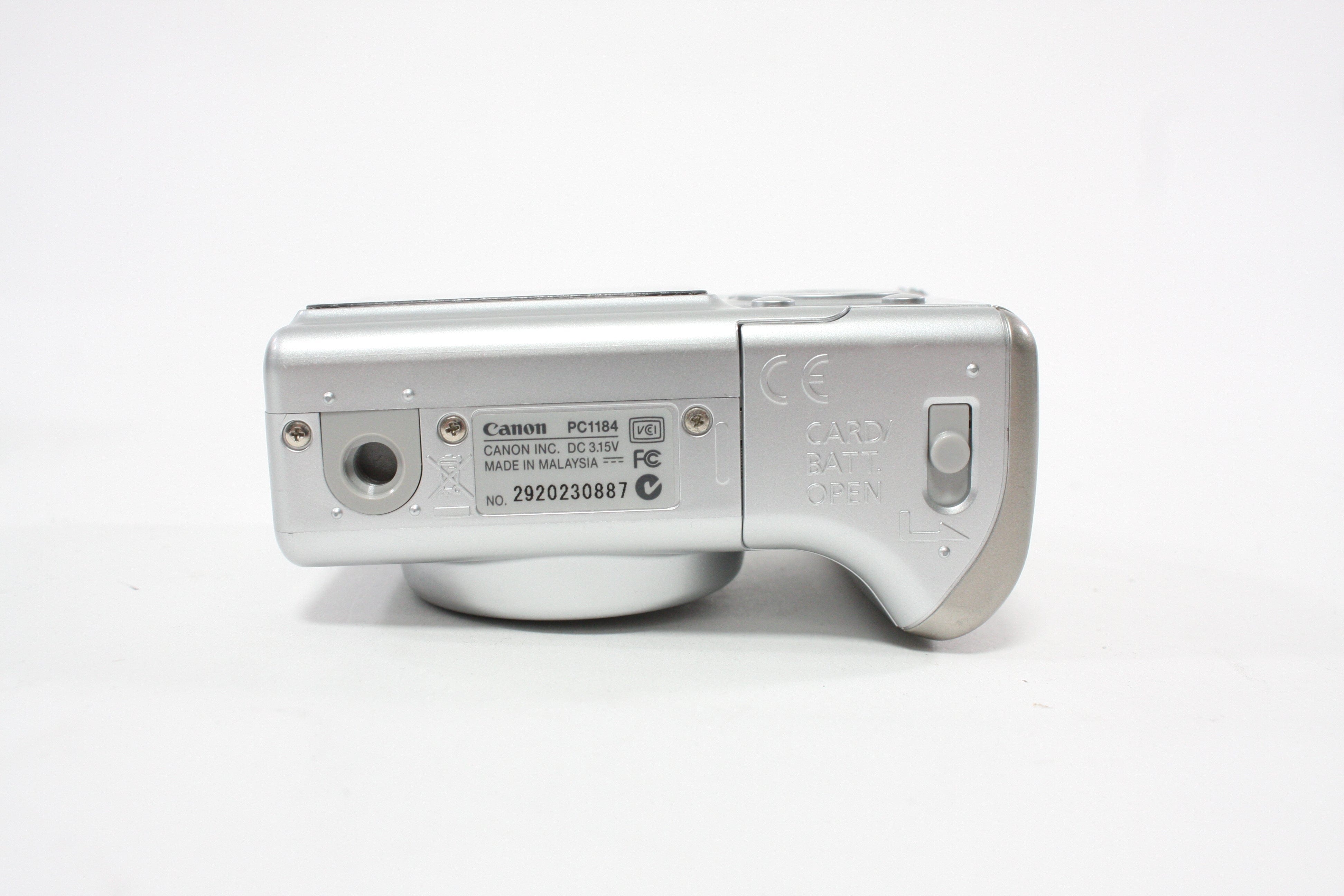 Canon PowerShot A530 Digital Point-and-Shoot Camera 4x Zoom 5.0mp
