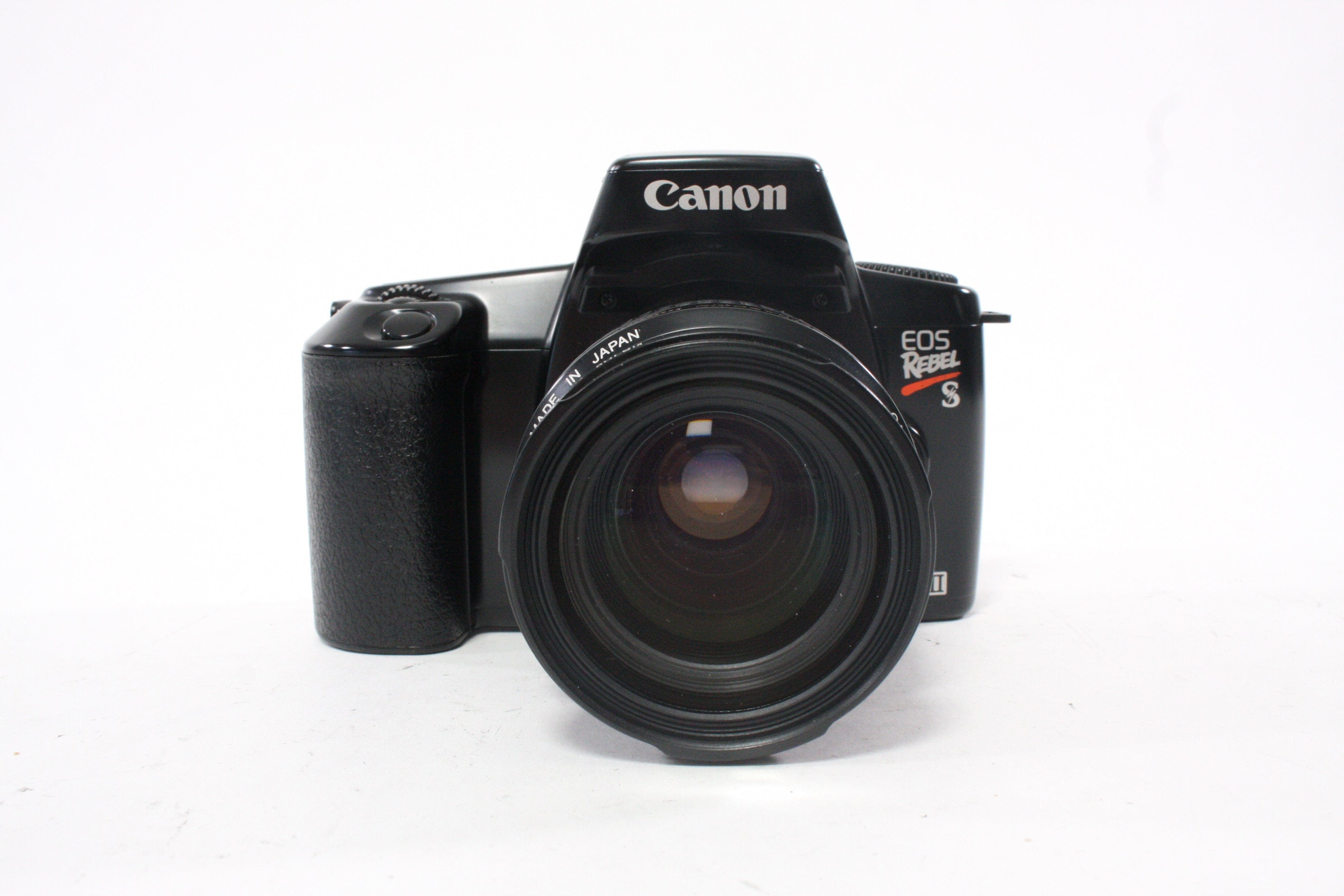 Canon Rebel S II 35mm SLR Camera with 35-105 f/4.5-5.6 Lens