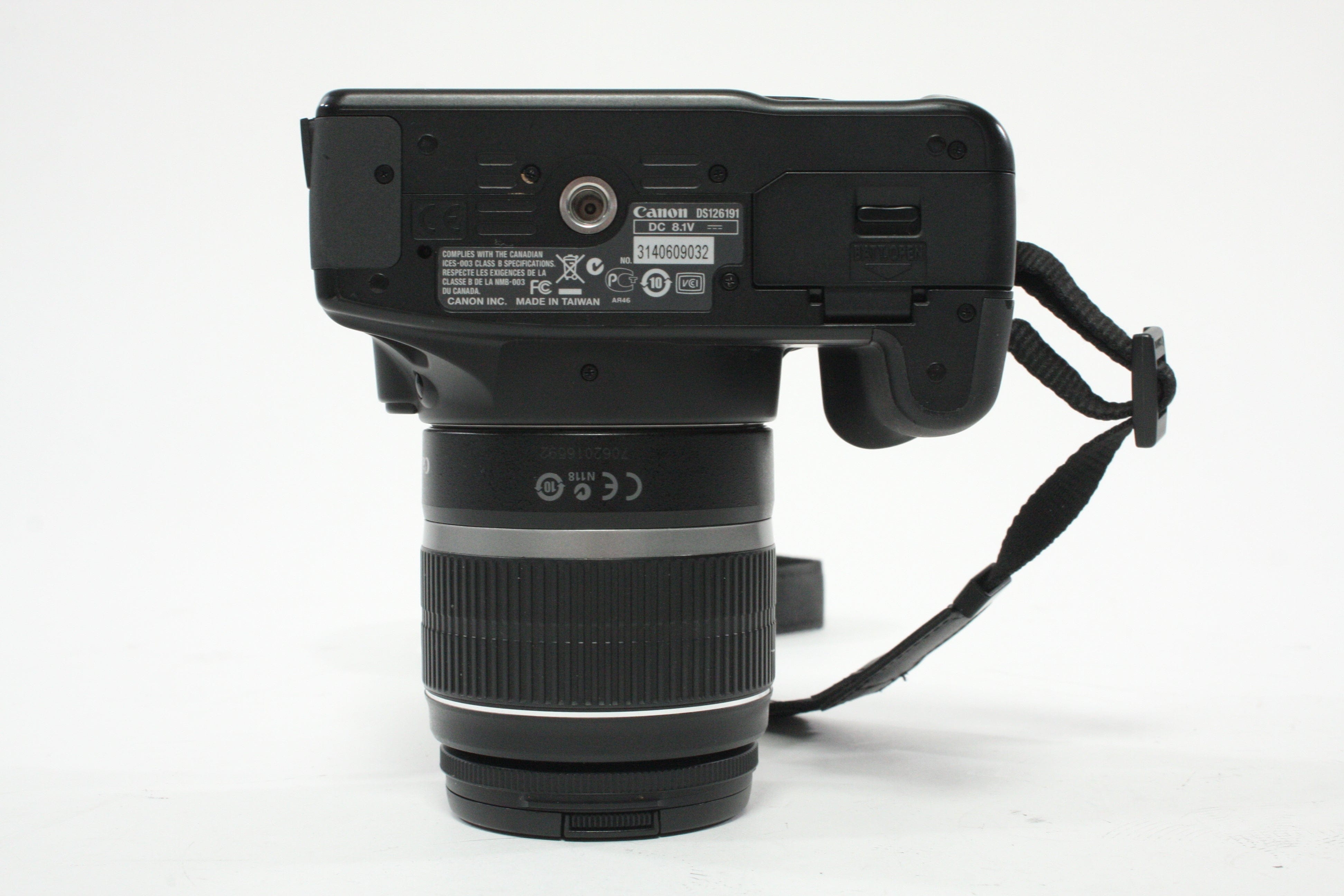 Canon Rebel XS DSLR with 18-55mm f/3.5-5.6 IS Lens and Shutter Count 7,684
