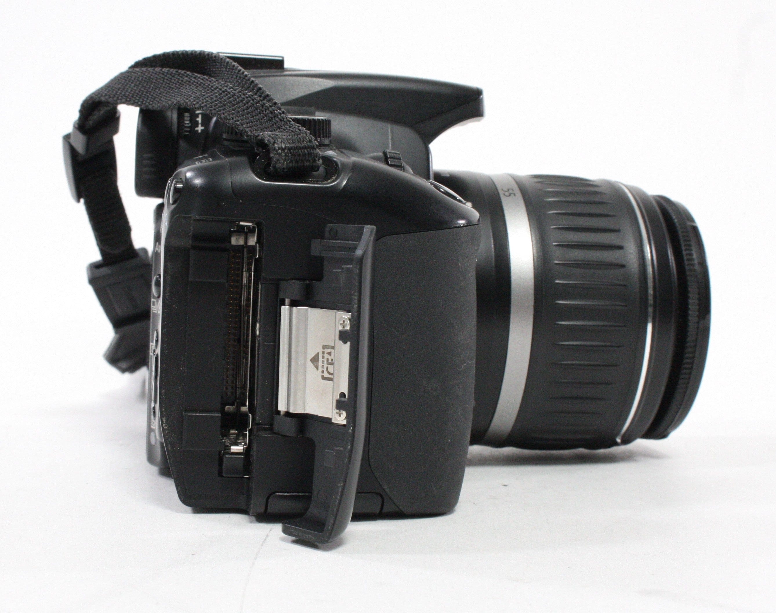 Canon Rebel XTi Digital SLR with 18-55mm f/3.5-5.6 Lens