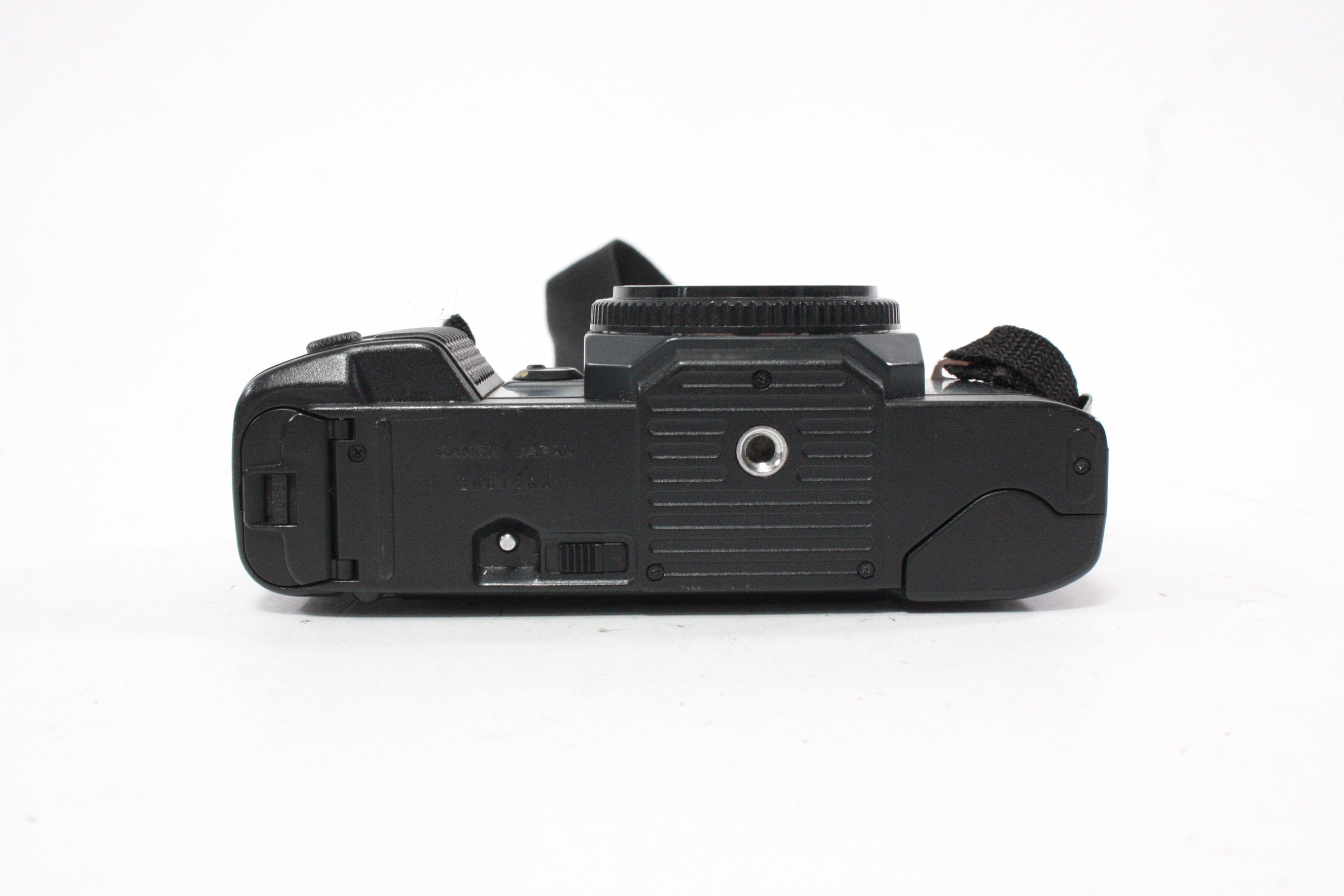 Canon T70 35mm SLR Camera Body
