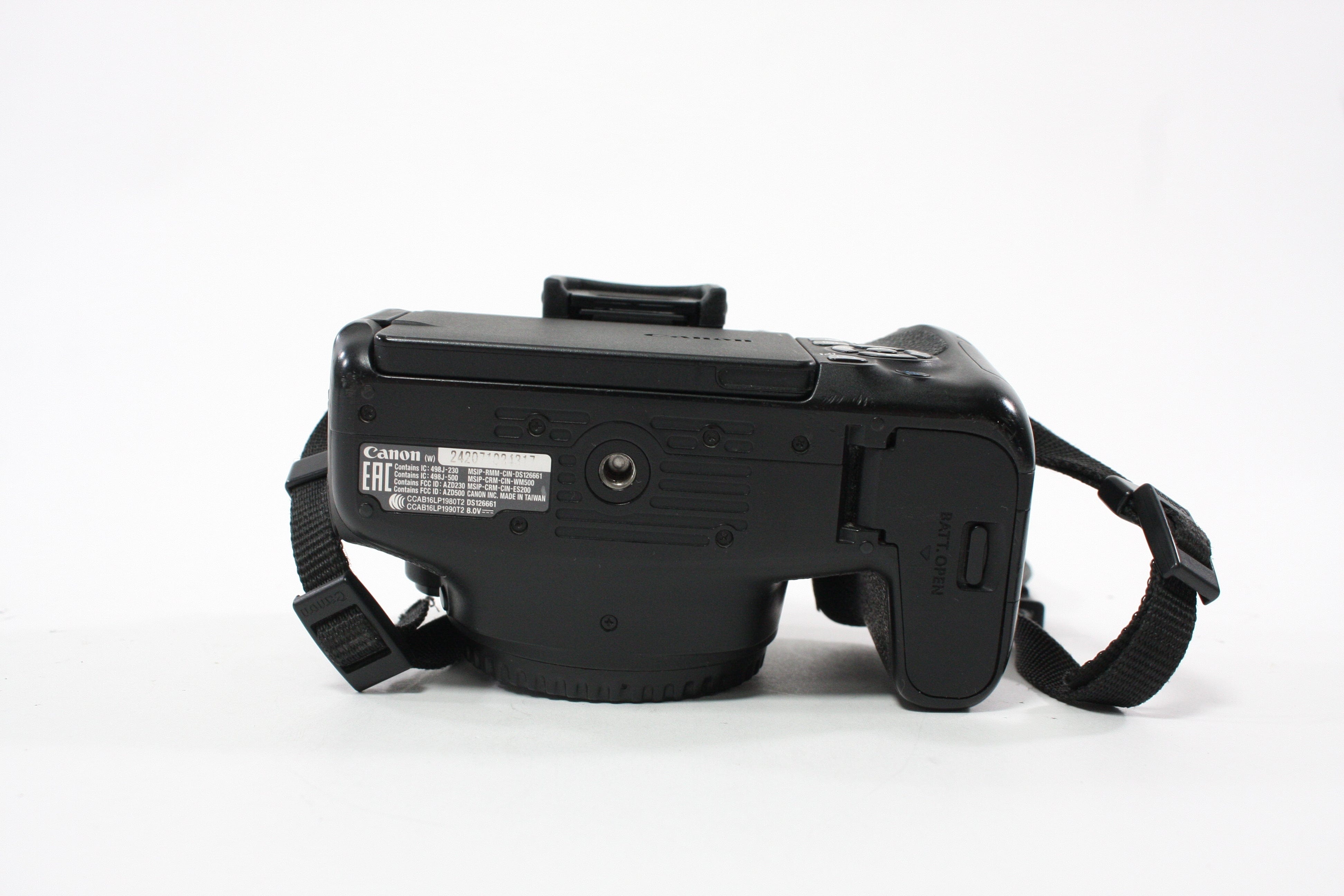 Canon T7i Digital SLR Camera Body with 18-55mm f/4-5.6 IS STM Lens with Shutter Count 53,460