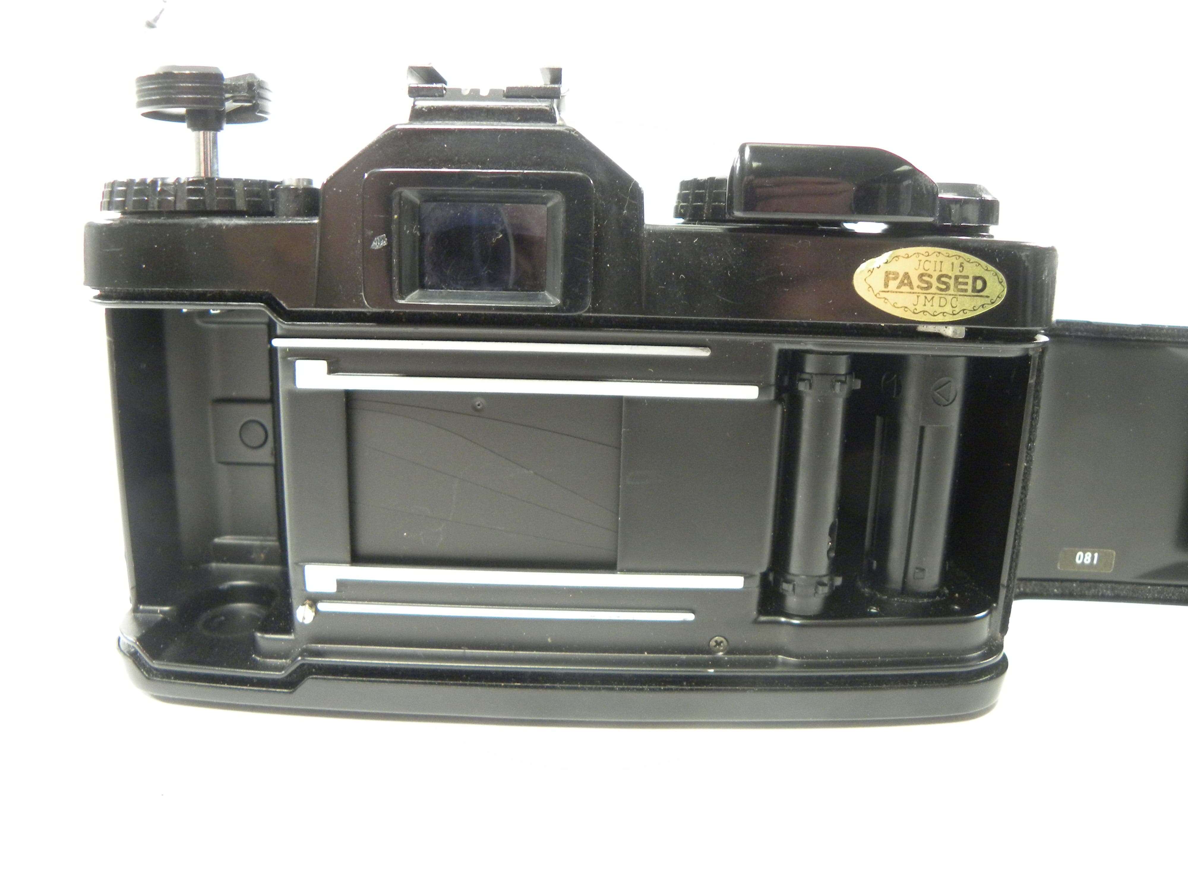 Chinon CE-4 35mm SLR w/Chinon Auto 50mm f1.9