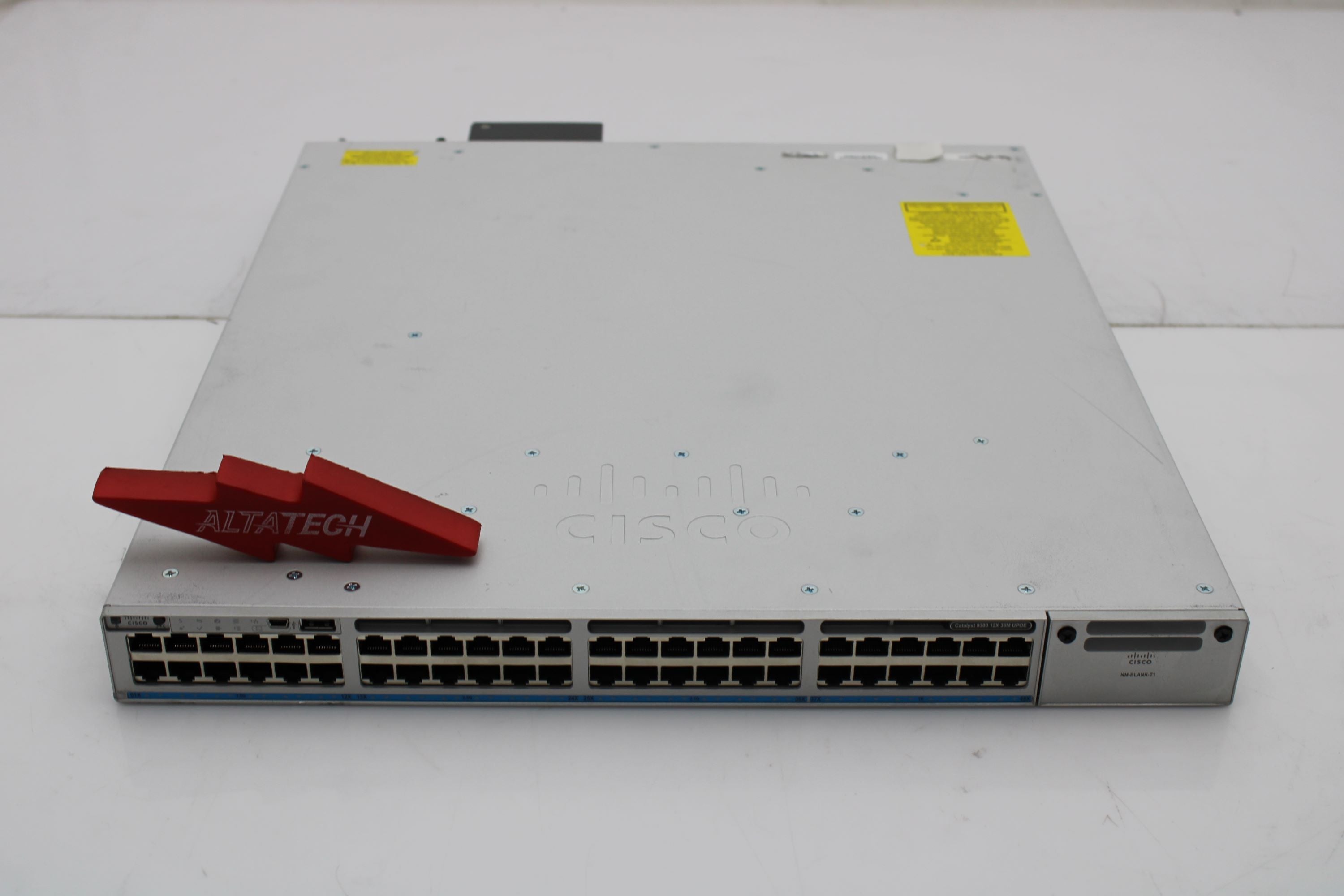 Cisco C9300-48UXM-A C9300-48UXM-A Cisco Catalyst 9300 Switch