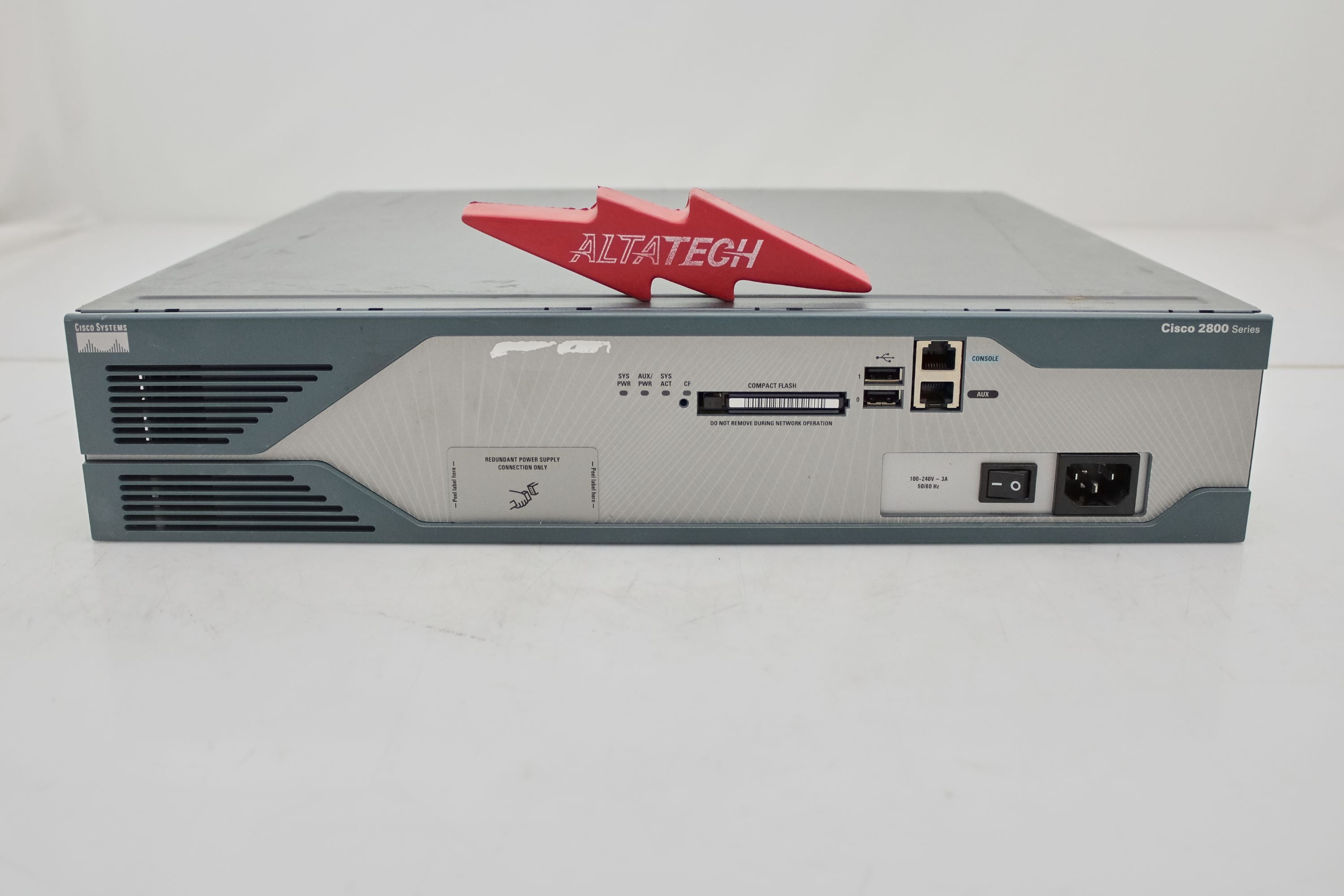 Cisco CISCO2821 2GE, 4HWIC, 3PVDM, NME-X