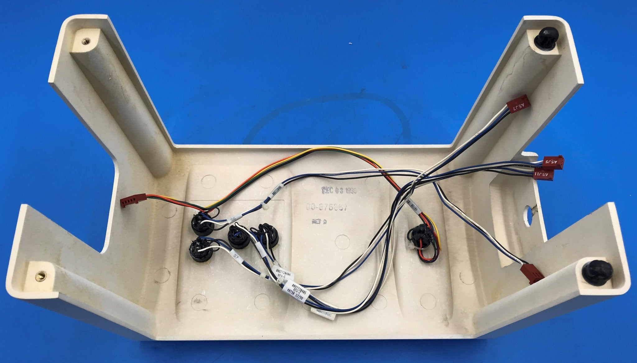 Cross Arm Center Housing Cover (00-875867-01 OEC 9600