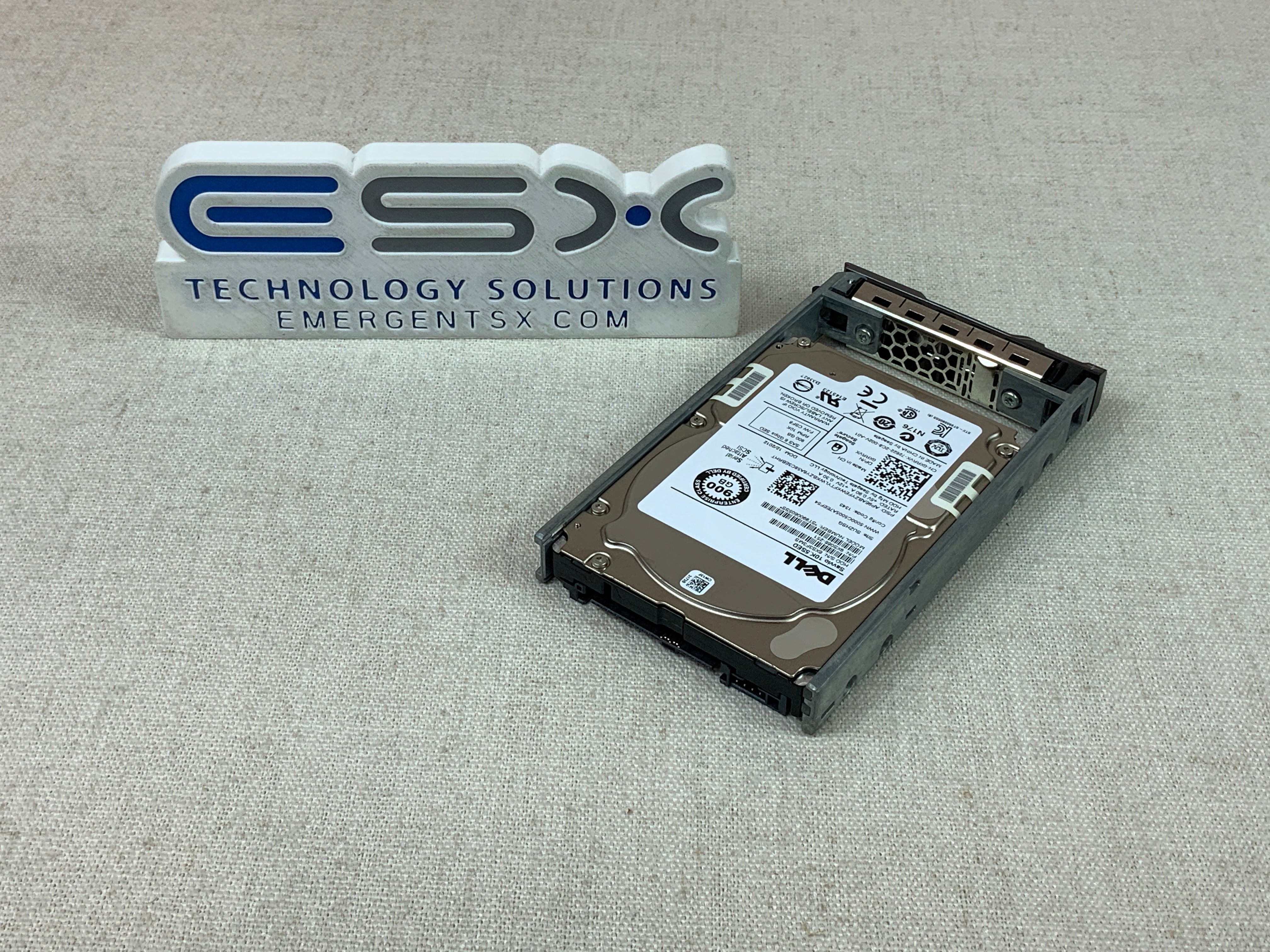 Dell XRRVX 900GB 10k 6Gb/s 2.5” SAS SED Self-Encrypting Hard Drive ST9900605SS
