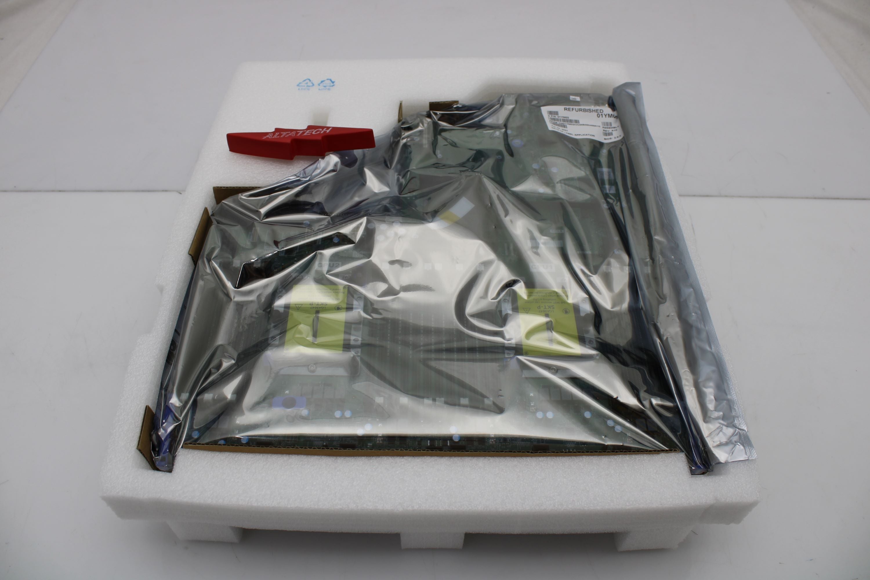 Dell 1YM03_NEW SYSTEM BOARD R740XD