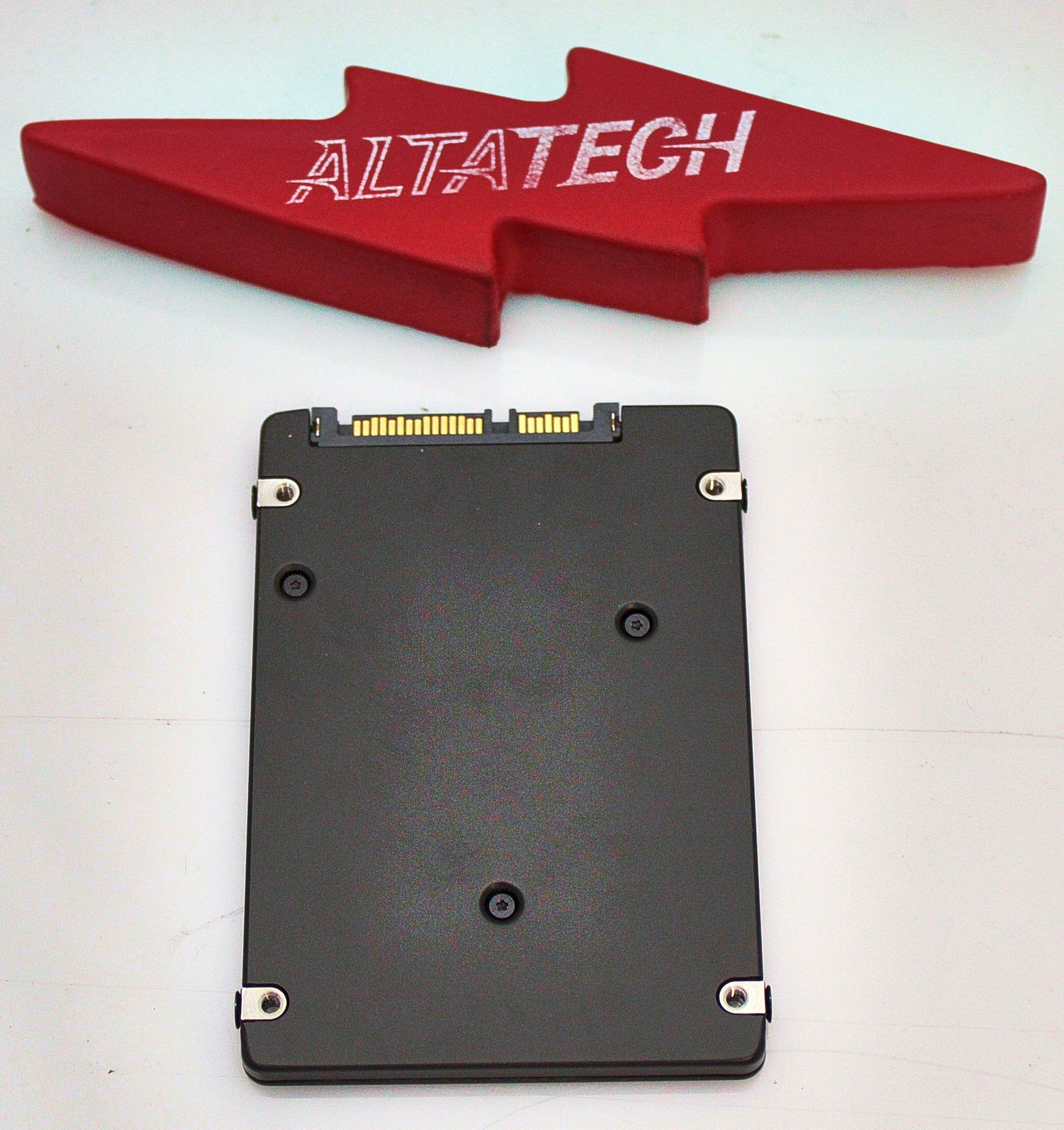 Dell 5TVXD 3.84TB SSD SATA 2.5 6G