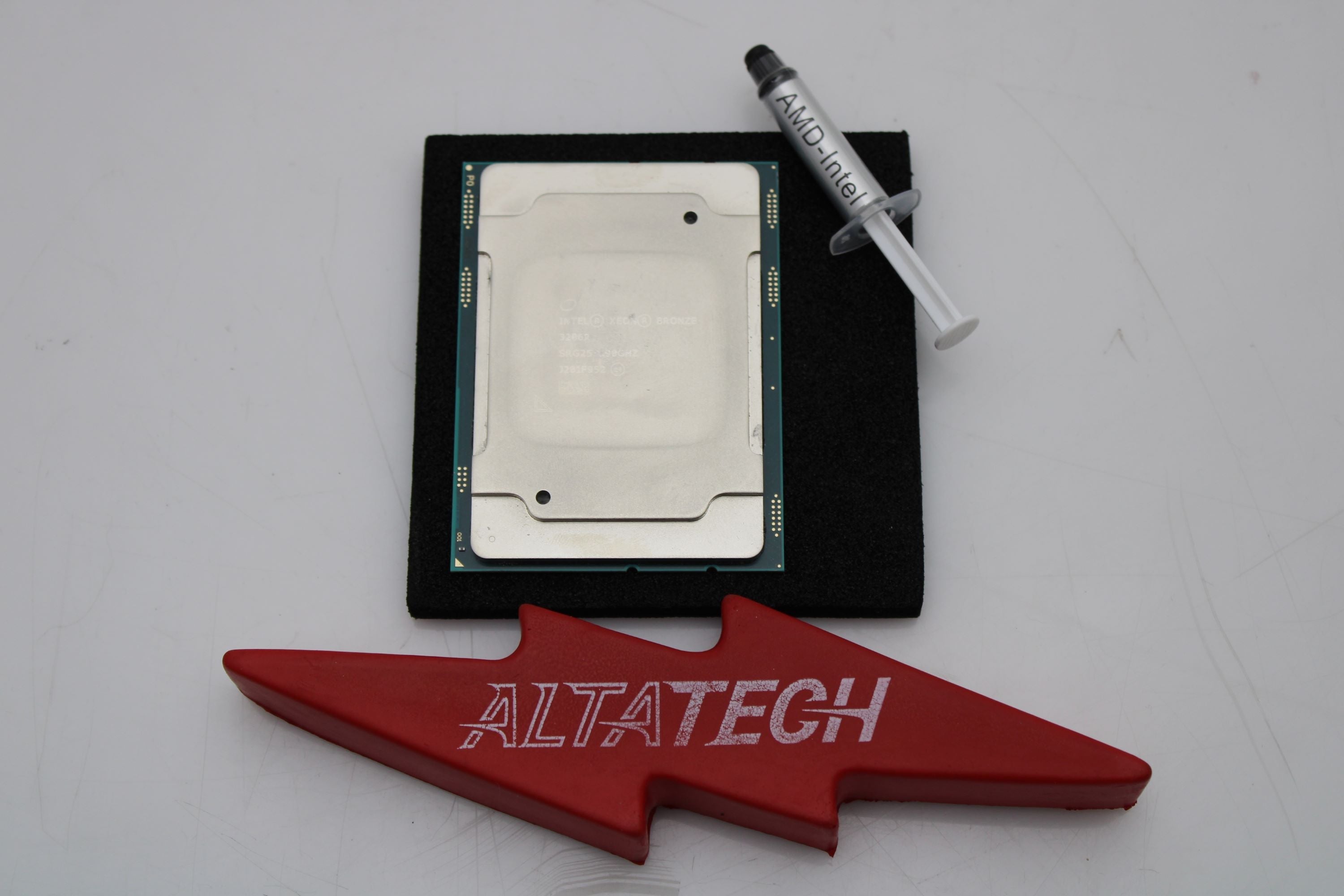 Intel SRG25 1.90GHZ/11MB/85W/8C, BR 3206R BRONZE 2nd GEN