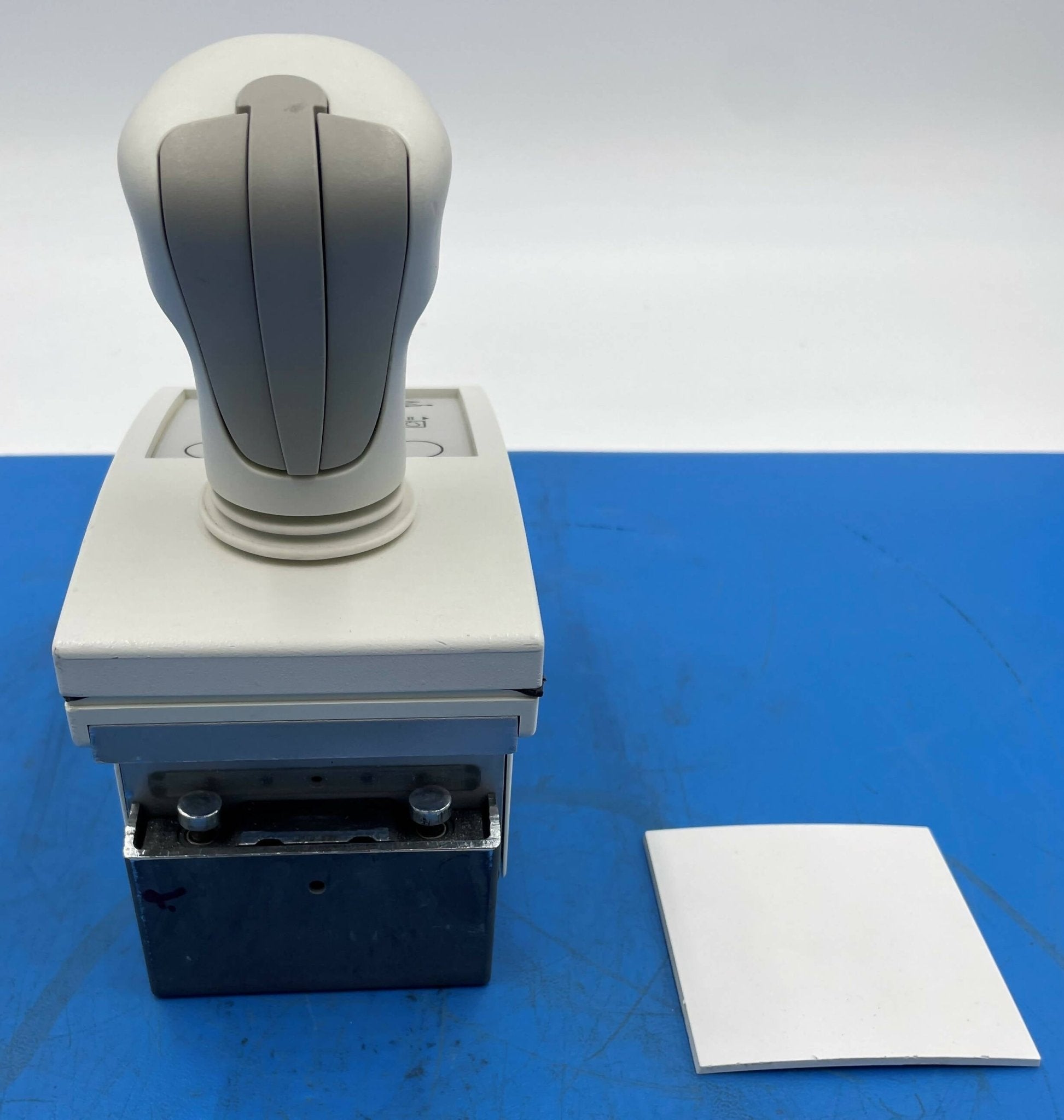 ECC OPERATION ECC-J EXAM CONTROL CONSOLE W/COVER (10280814 SIEMENS