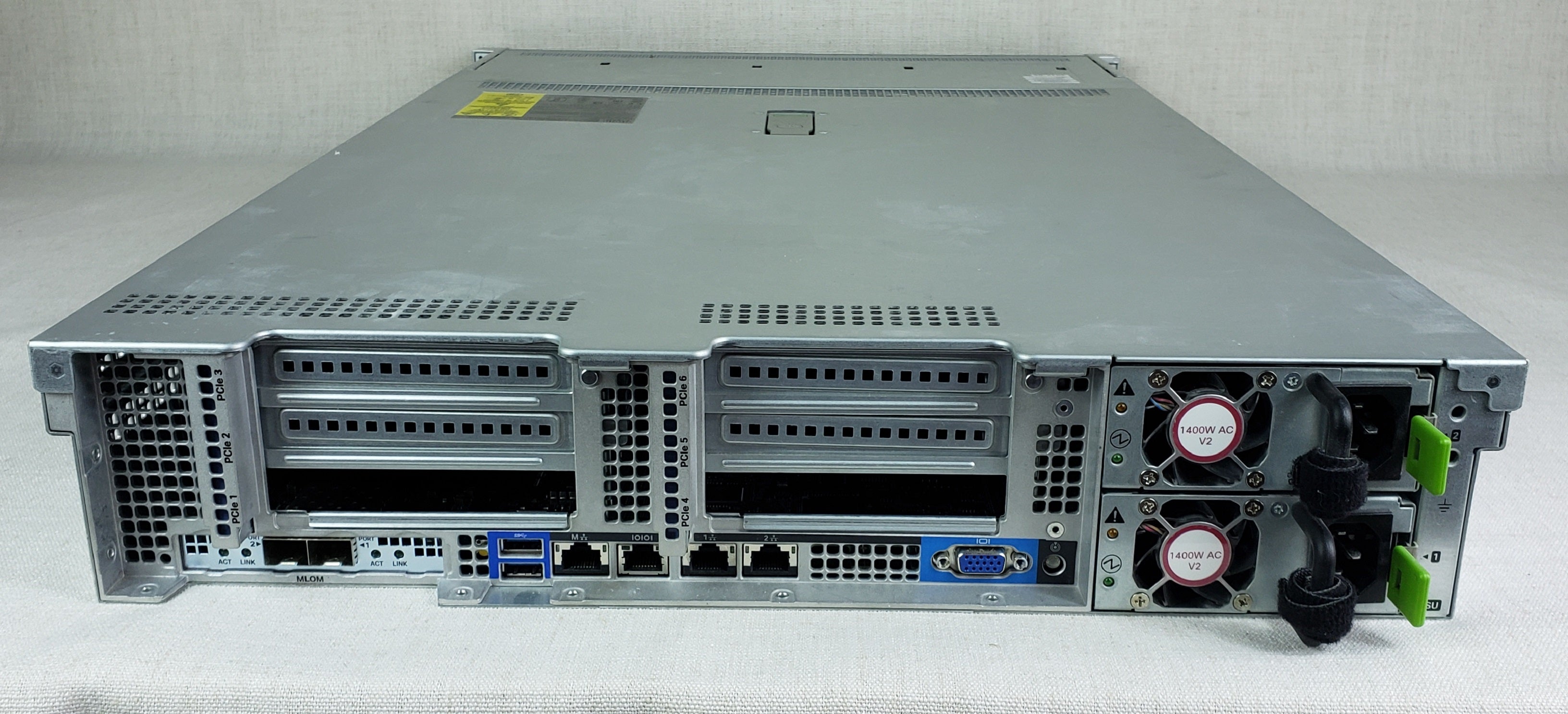Cisco UCSC-C240-M4SX 2U 24 Bay Server 2x 8C E5-2620v4 2.1GHz 256GB RAM MRAID12G