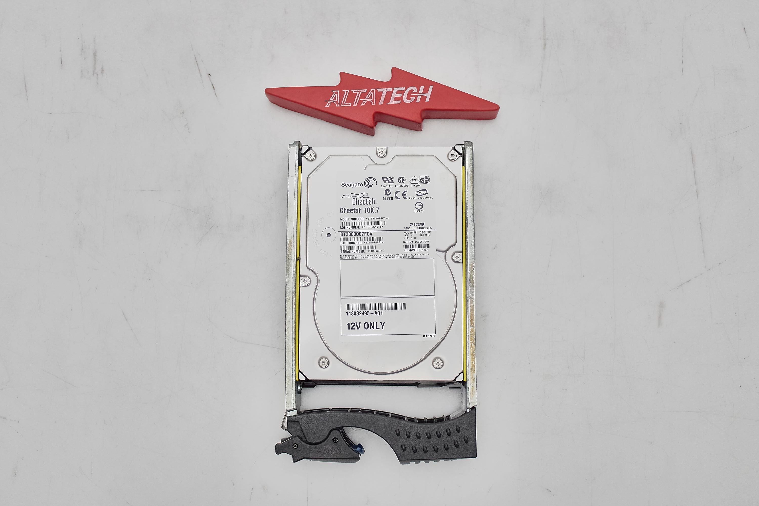 EMC 100-880-875 300GB 10K 3.5 2G FC DMX