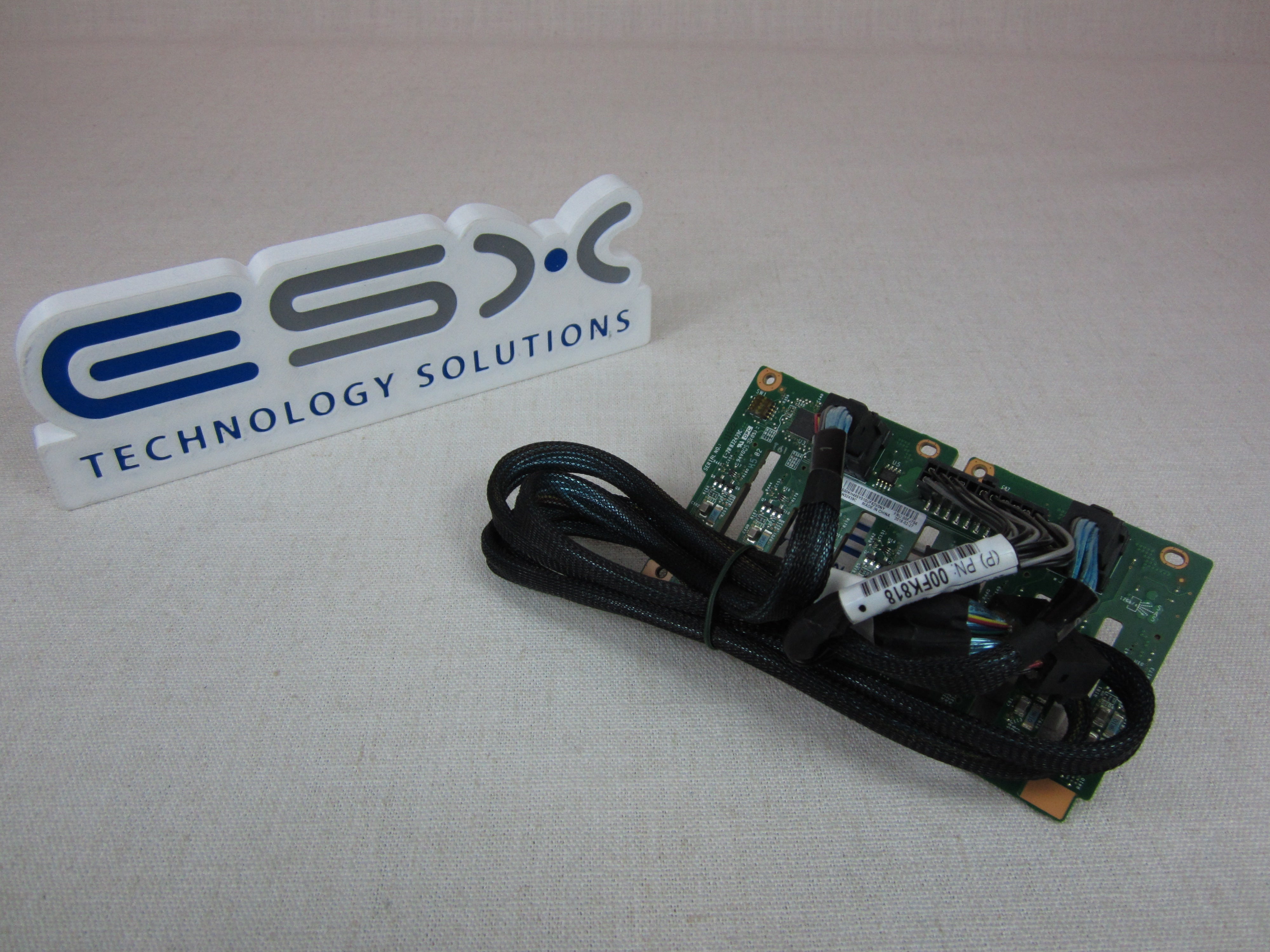 Lenovo 00FJ756 8x 2.5" HDD Backplane for X3650 M5 w/ SAS and Power Cables
