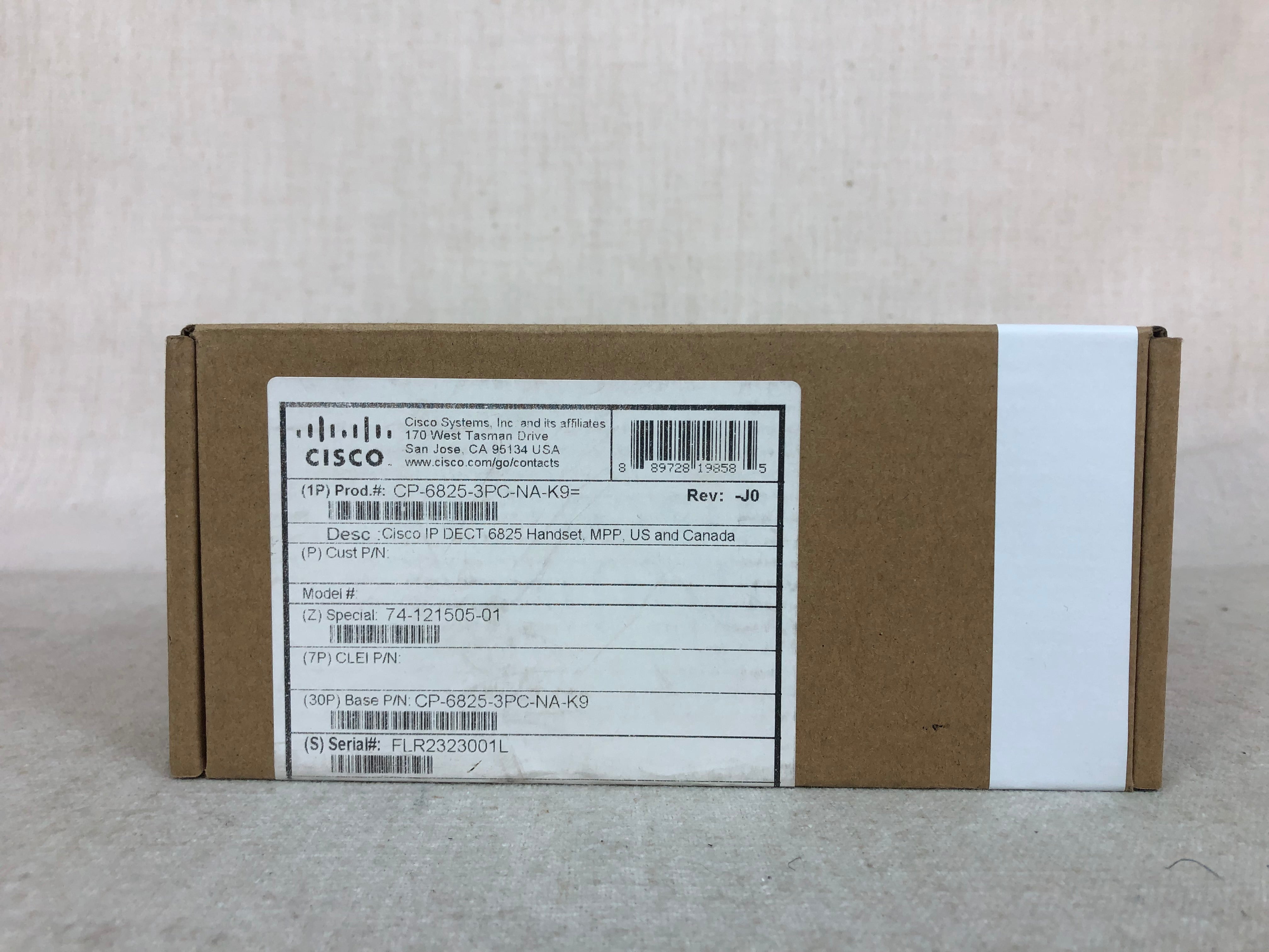 Cisco IP DECT 6825 & Cisco 110 IP DECT Repeater bundle, In Factory Box