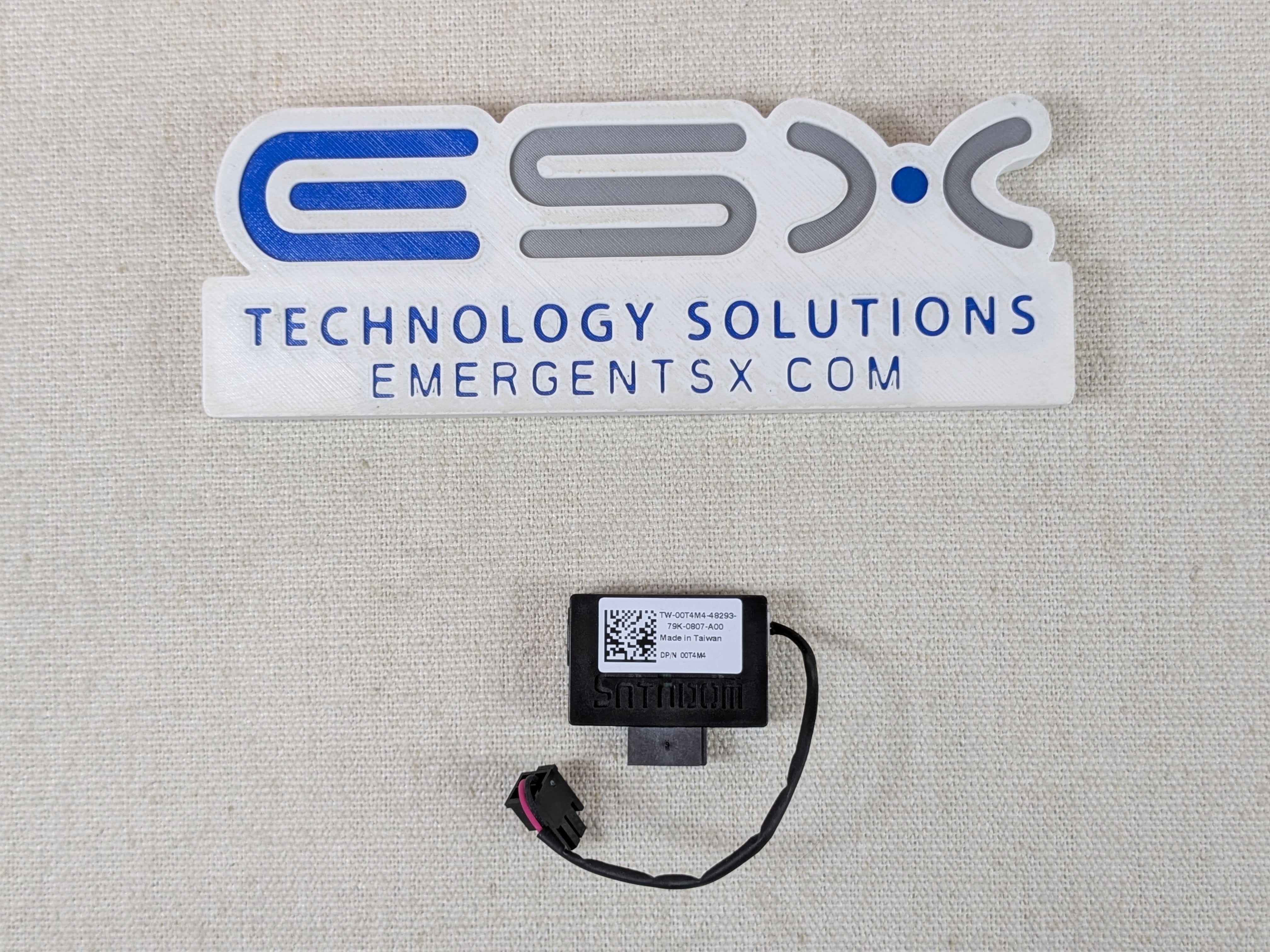 Dell 0T4M4 Innodisk SATADOM-ML 3SE 64GB SATADOM w/ 4 Pin Connector