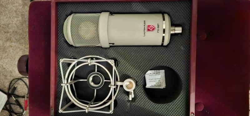 Lauten Audio Atlantis FC-387 FET condenser microphone