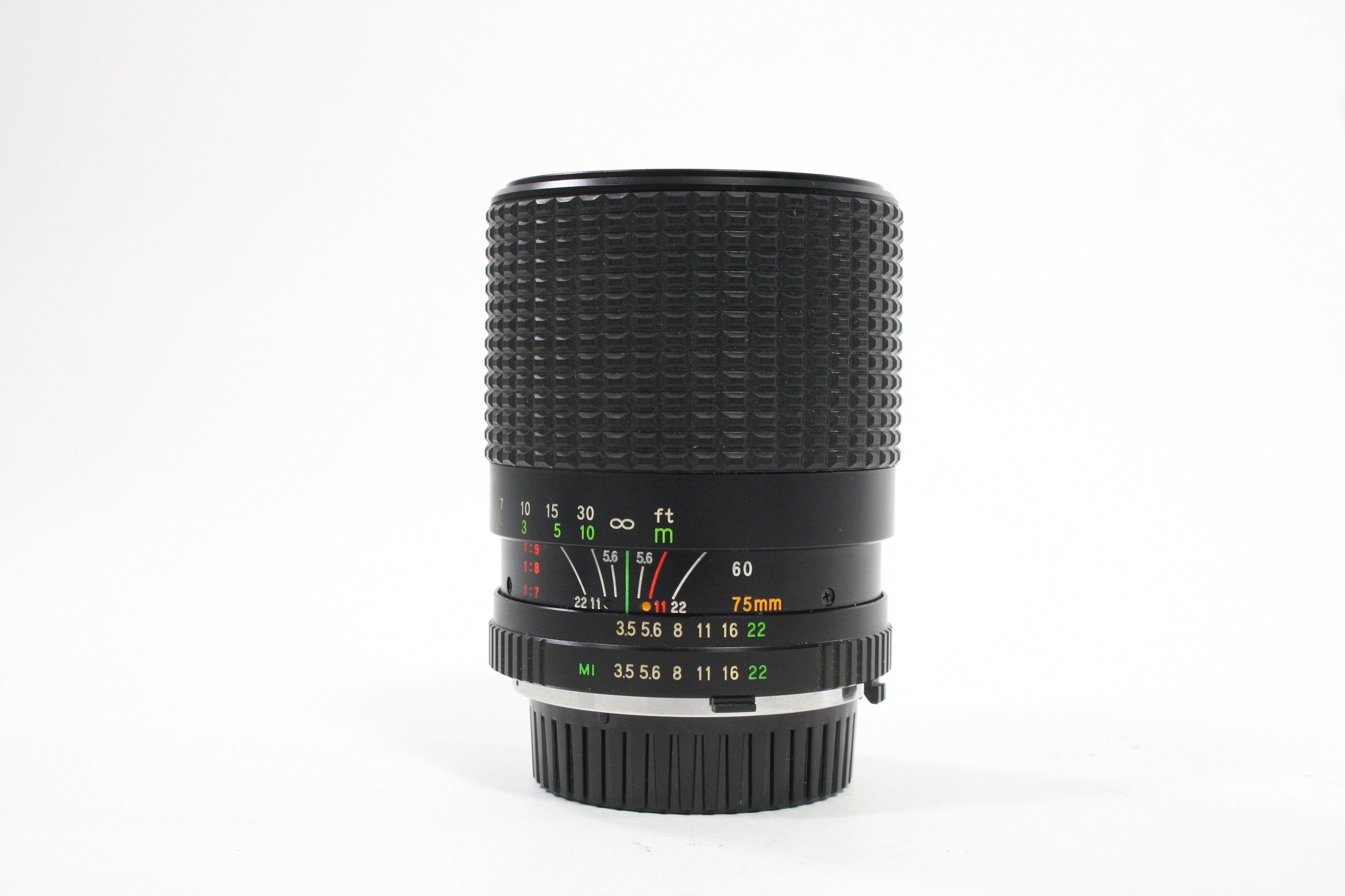 Five Star 35-75mm f/3.5-4.8 Lens for MD Mount