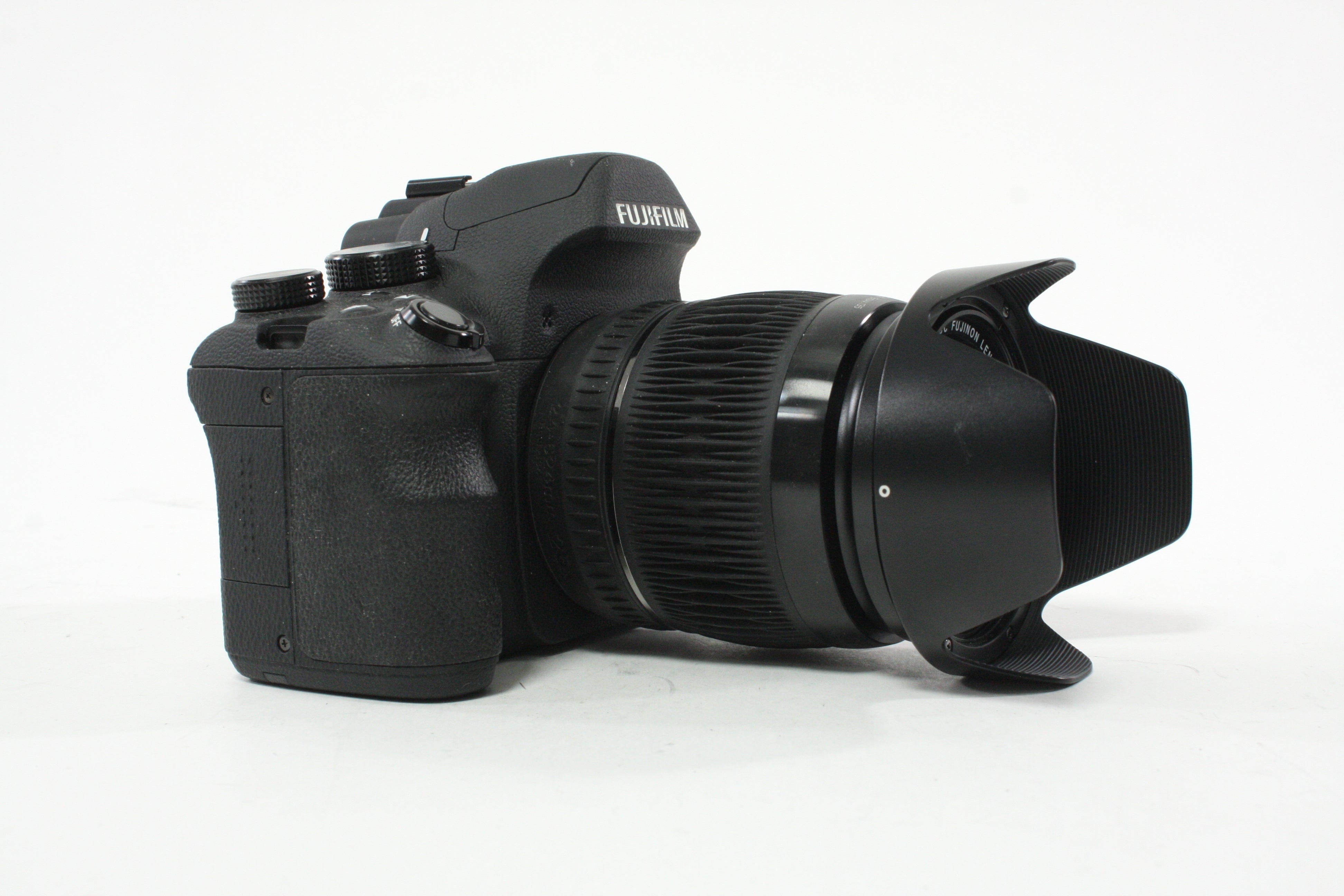 Fujifilm X-S1 Digital Camera with Super EBC 26x Zoom Lens 12.0mp