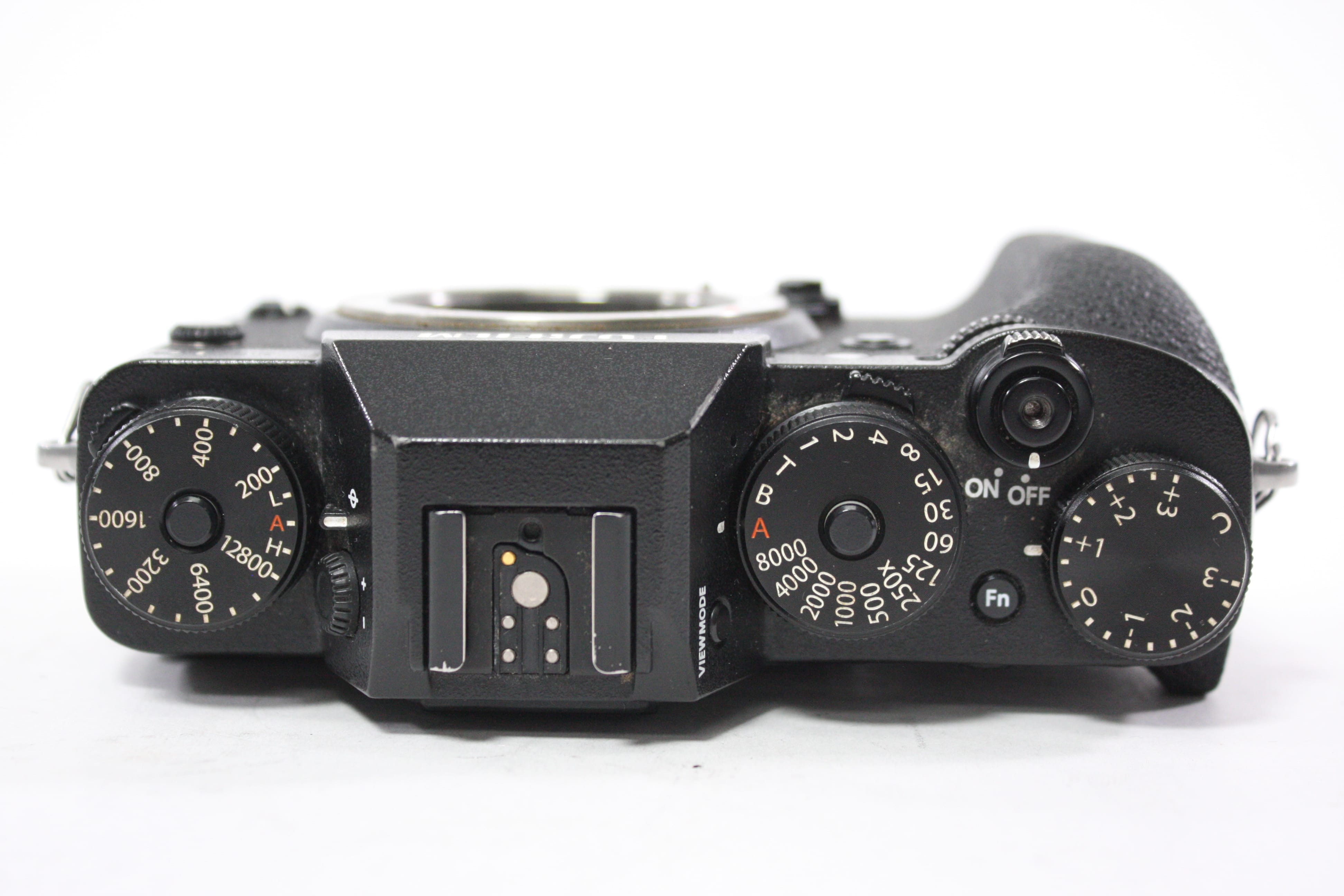 Fujifolm X-T2 Digital Mirrorless Camera with 18-55mm f/2.8-4 Super EBC XF Lens
