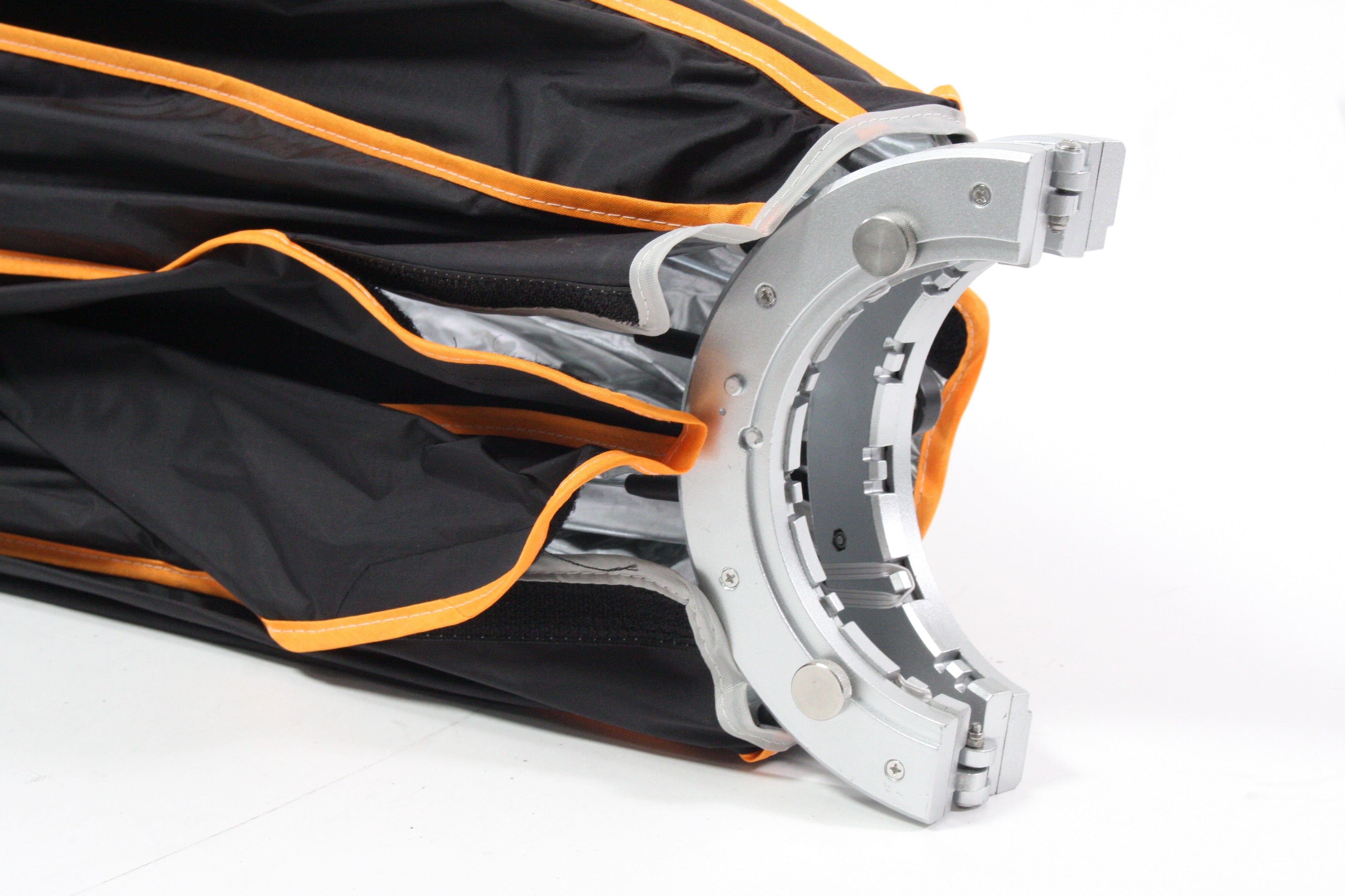 Geekoto Geekmod E36 Foldable Softbox Modifier NEW DEALER DEMO