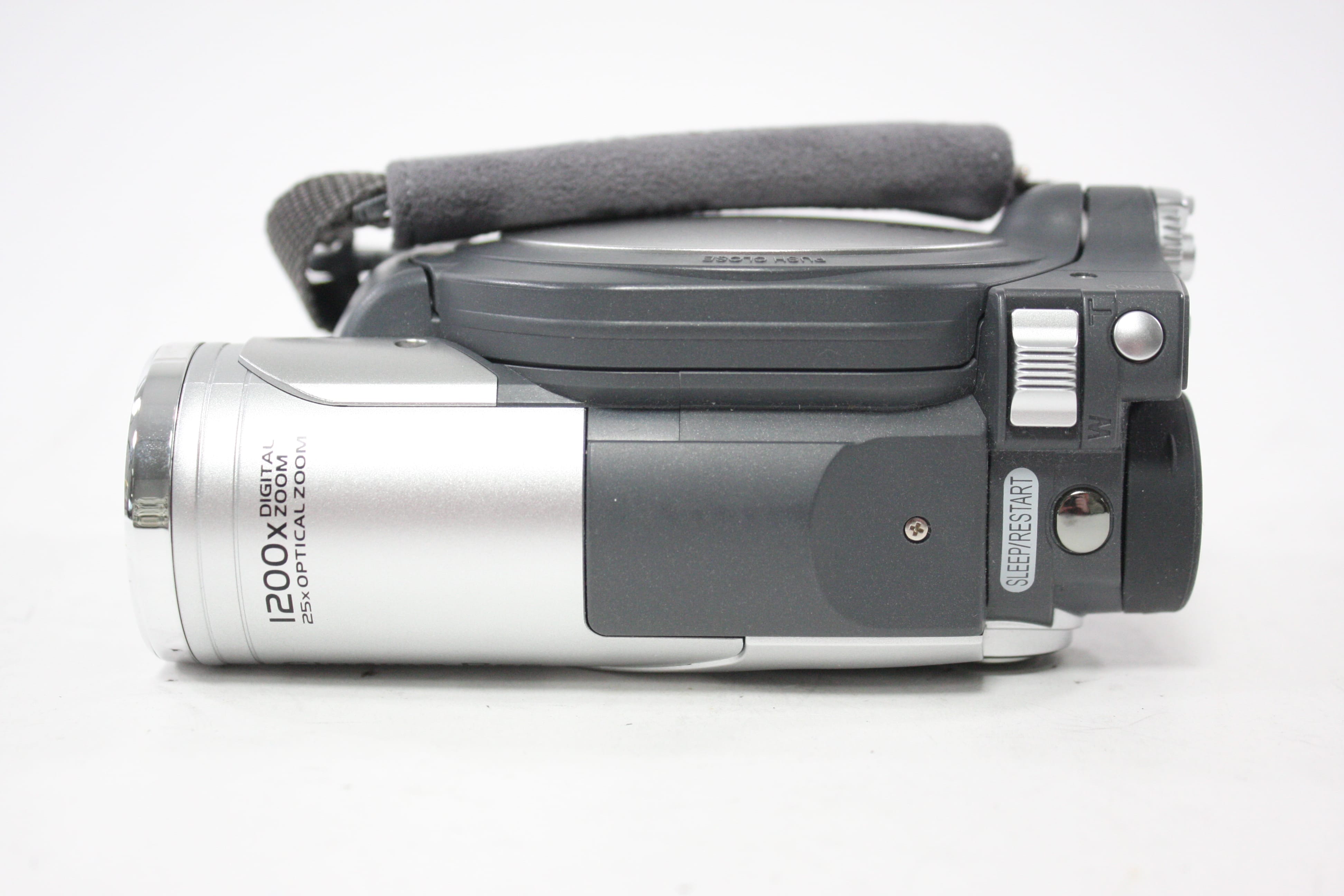 Hitachi DZ-BX35A DVD Camcorder