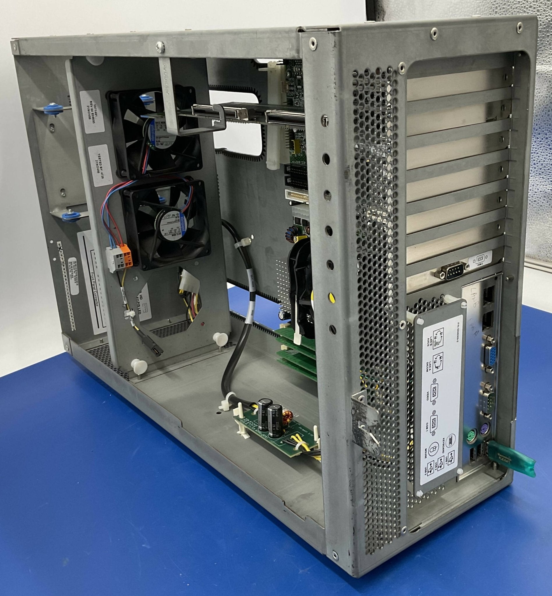 Siemens 10183516 - Host 3 Computer without SCSI Front View | Alo Tech Solutions