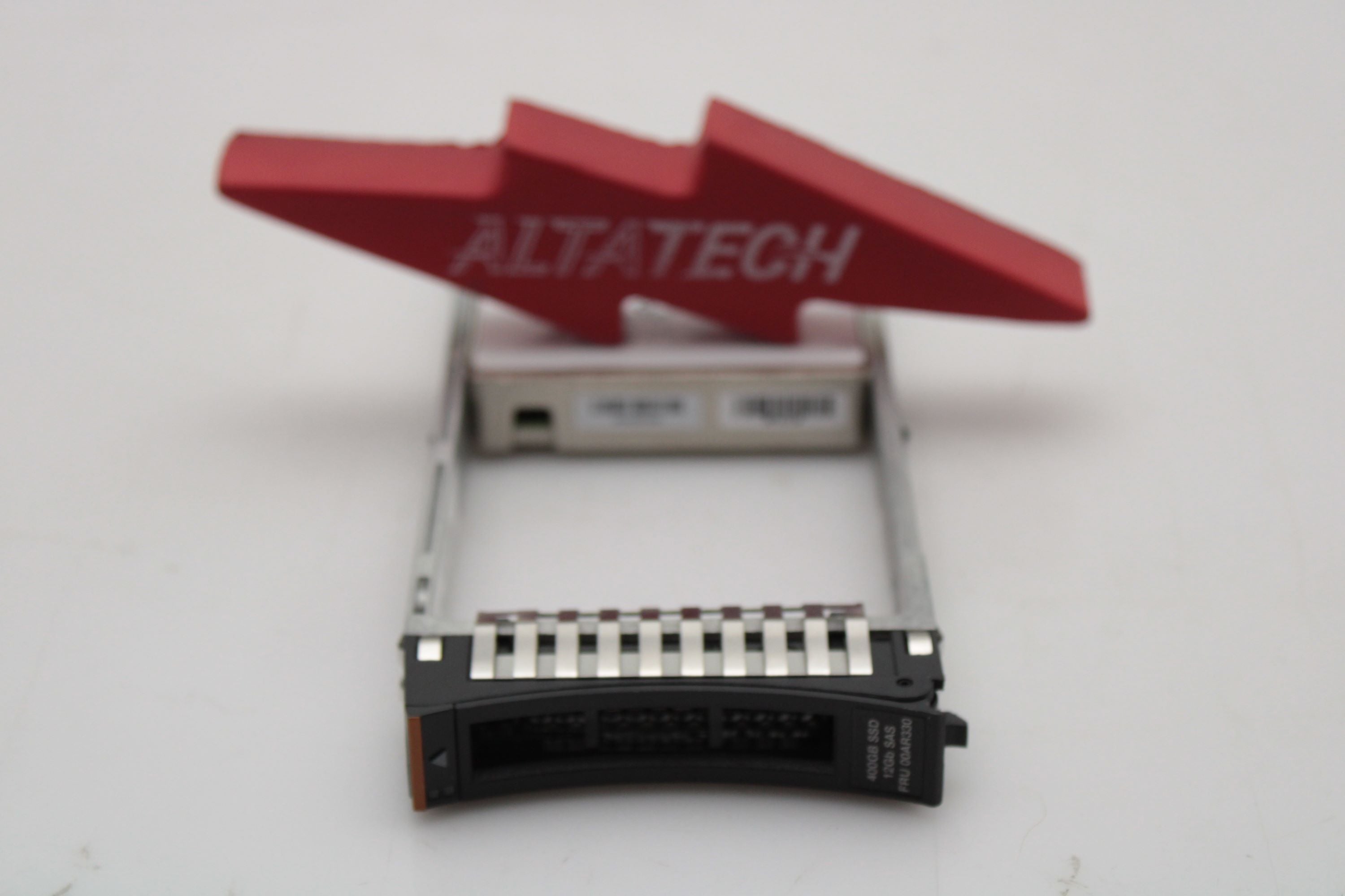 IBM 00AR330 400GB 2.5" FLASH DRIVE (AHH2)
