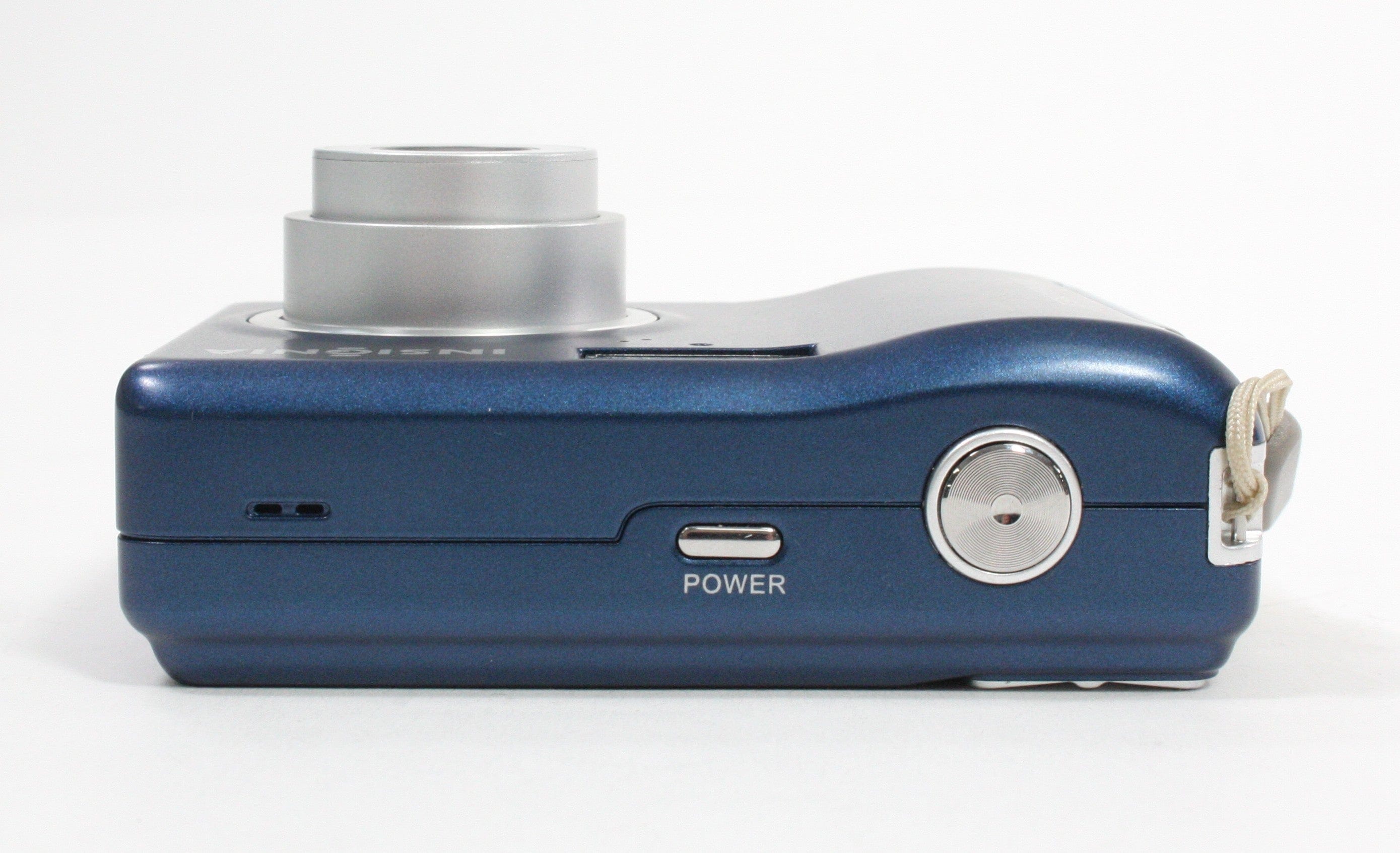 Insignia NS-DSC10B 3x Zoom 10.0mp Point and Shoot Digital Camera (Blue)