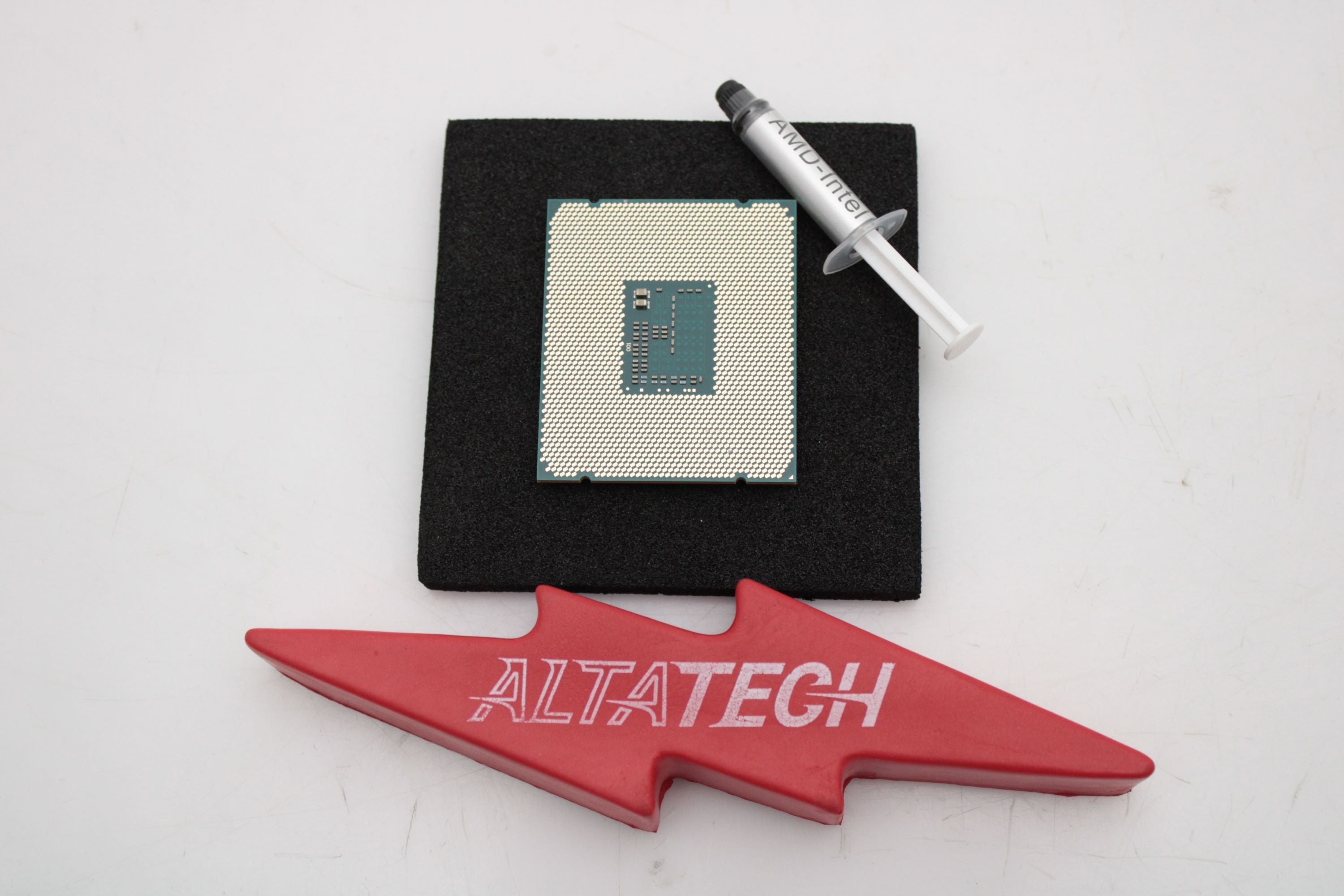 Intel SR204 3.4GHZ/20MB/135W/ 6C PRC, E5-2643V3