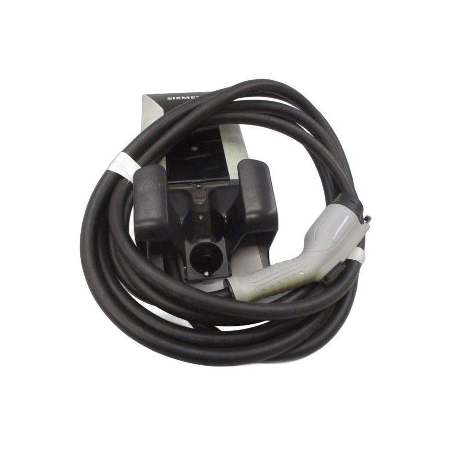 SIEMENS 8EM1312-4CF18-0FA3 208/240V 40A REV. 0.1 UNMP