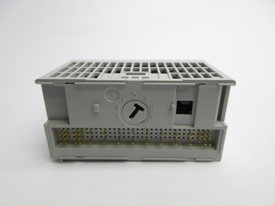 ALLEN BRADLEY 1794-OE4 SER. B 24VDC NSNP