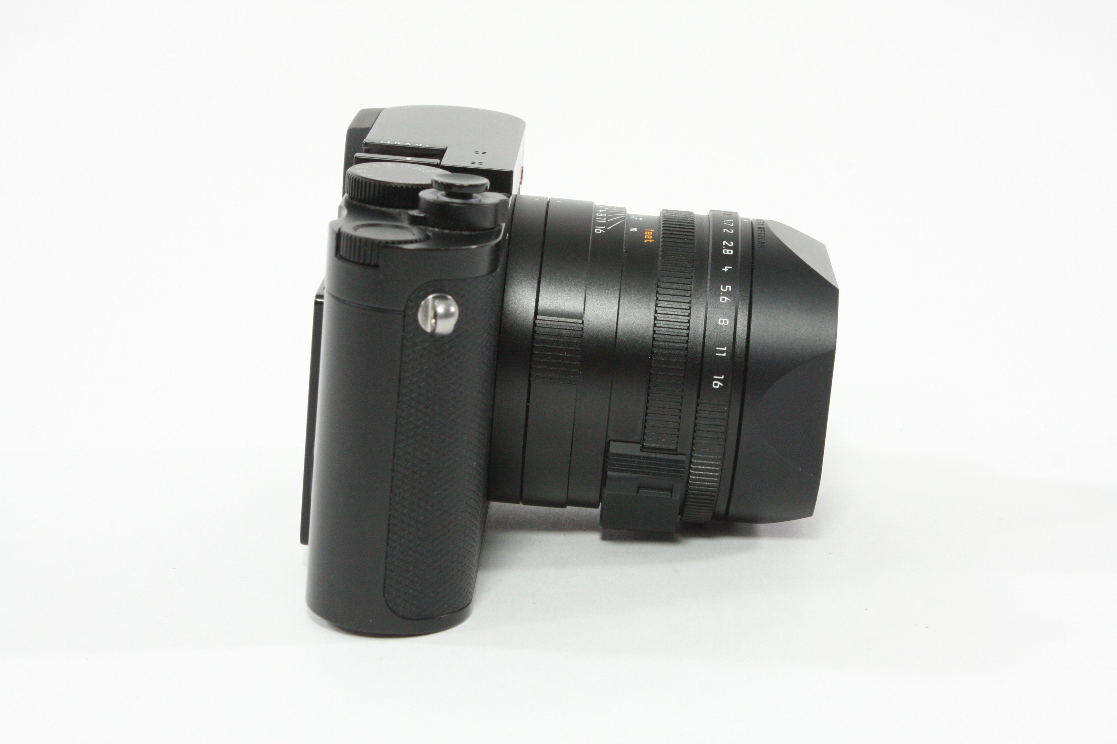 Leica Q3 Compact Full Frame Camera with 28mm f1.7 Summilux Lens - Model 19-080