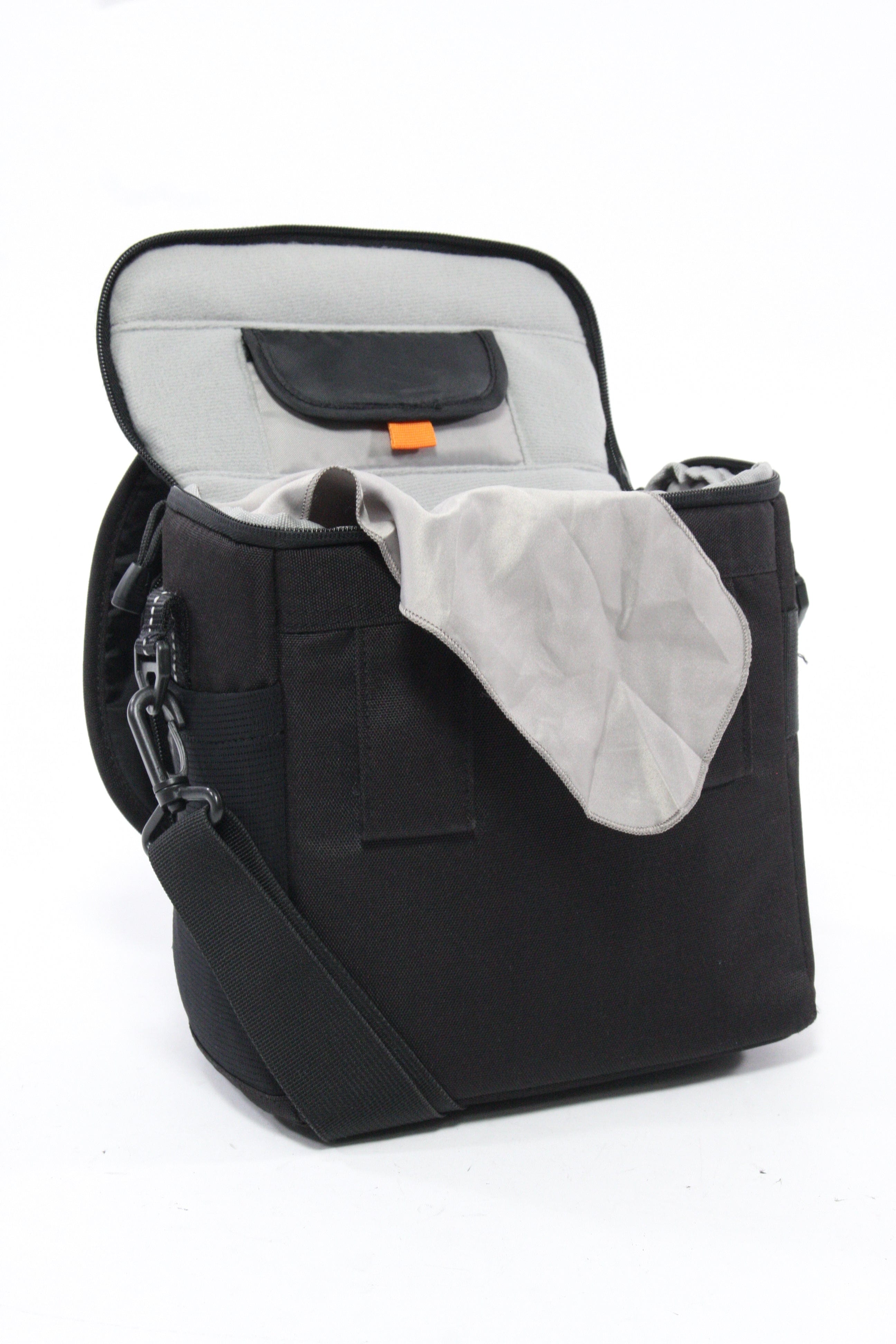 Lowepro Rezo 170 AW Camera Bag