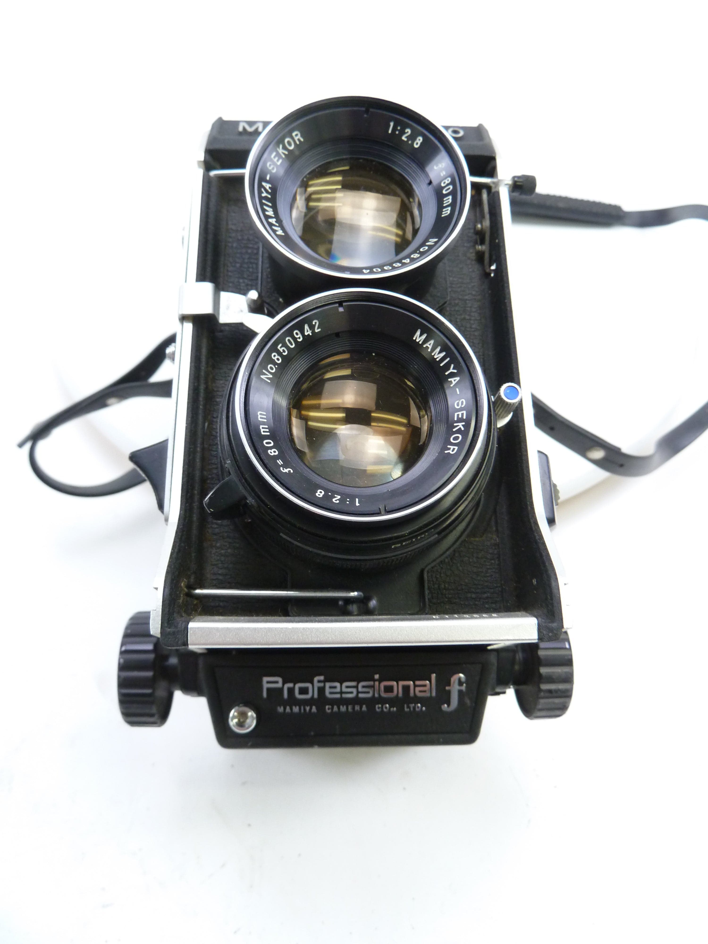 Mamiya 330F Twin Lens Reflex Camera Outfit with 80MM f2.8 Blue Dot Lens