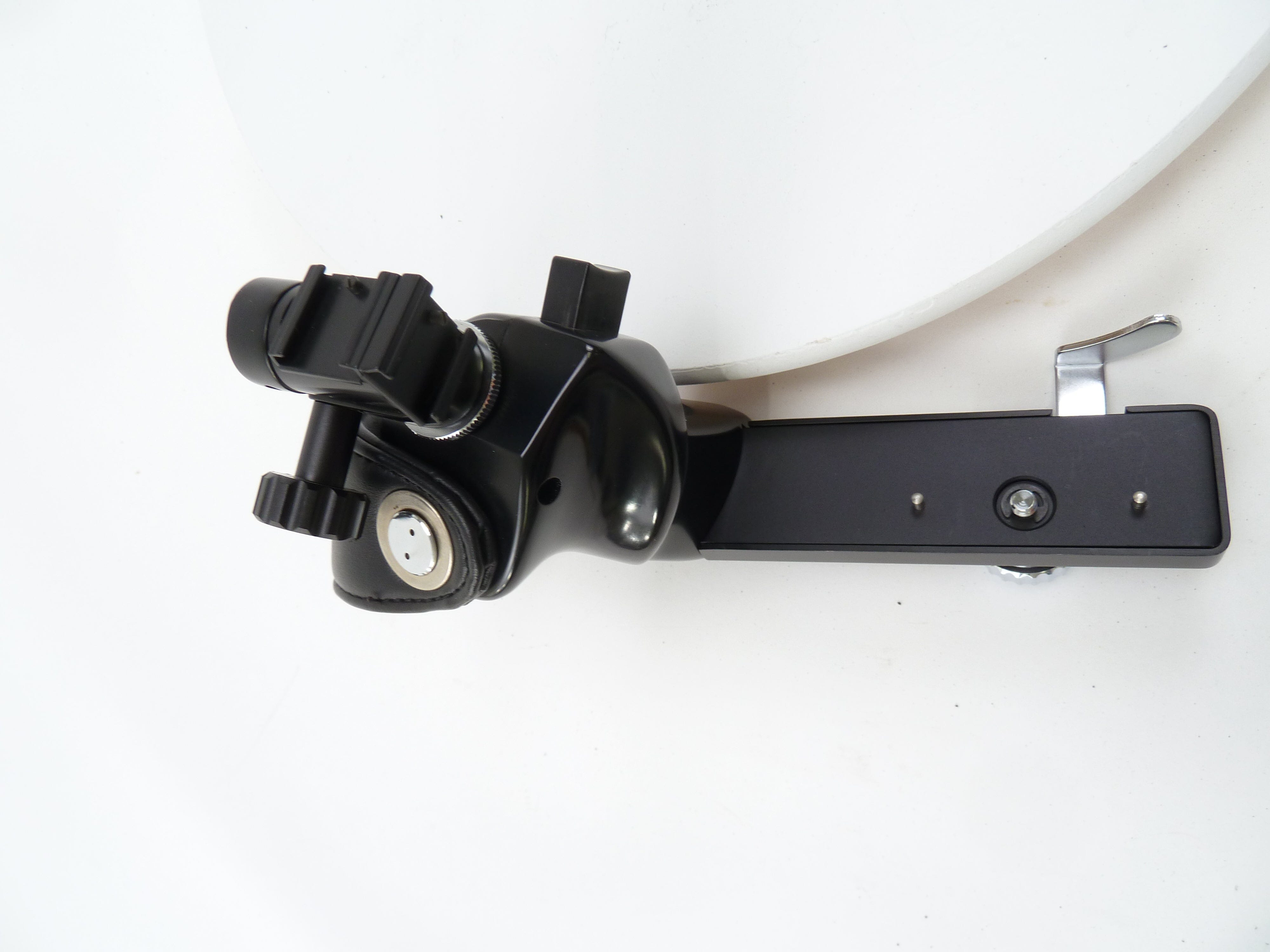 Mamiya 645 Left Hand Grip with Cold Shoe Adapter