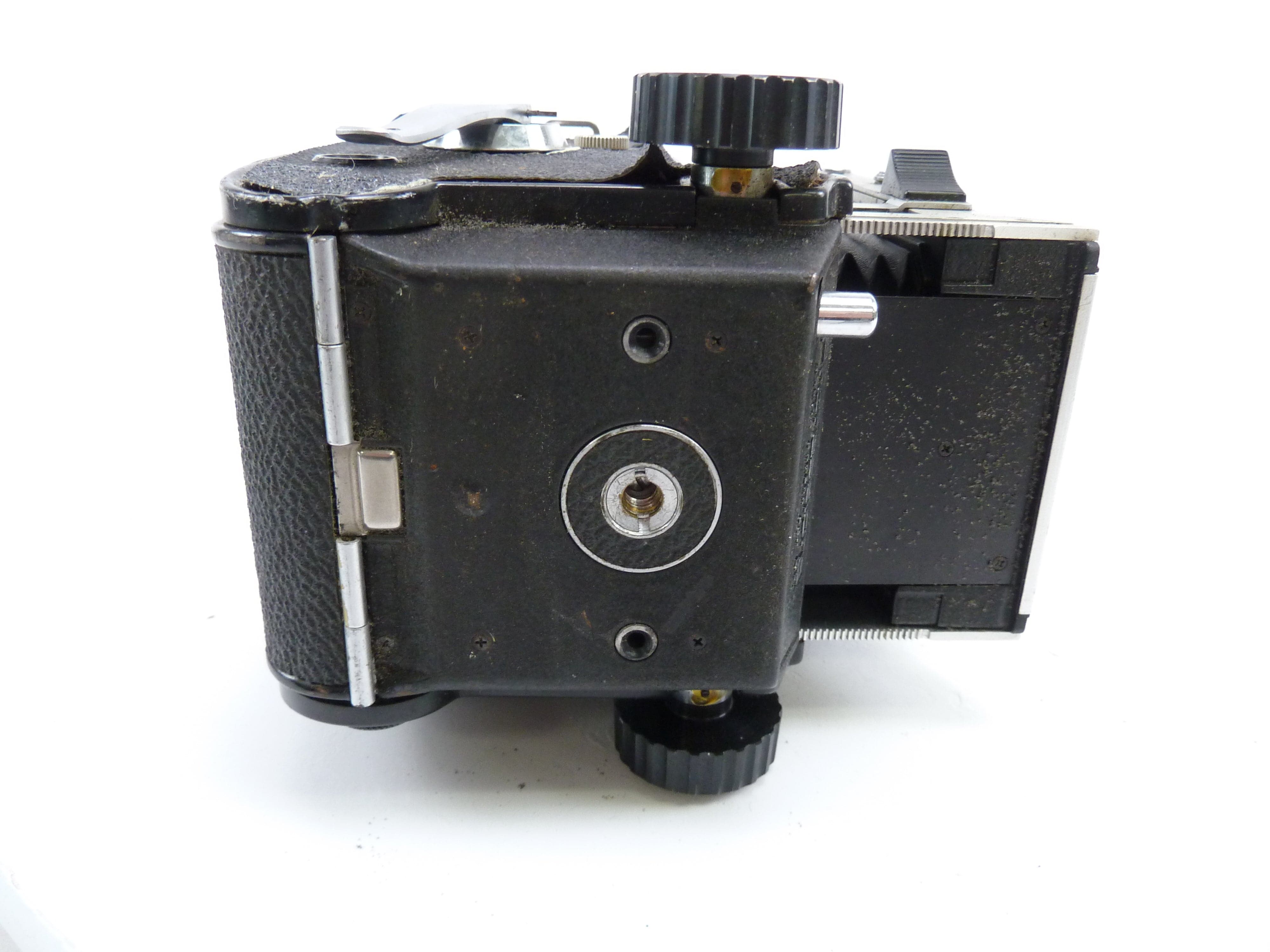Mamiya C330 Camera Body being sold AS IS